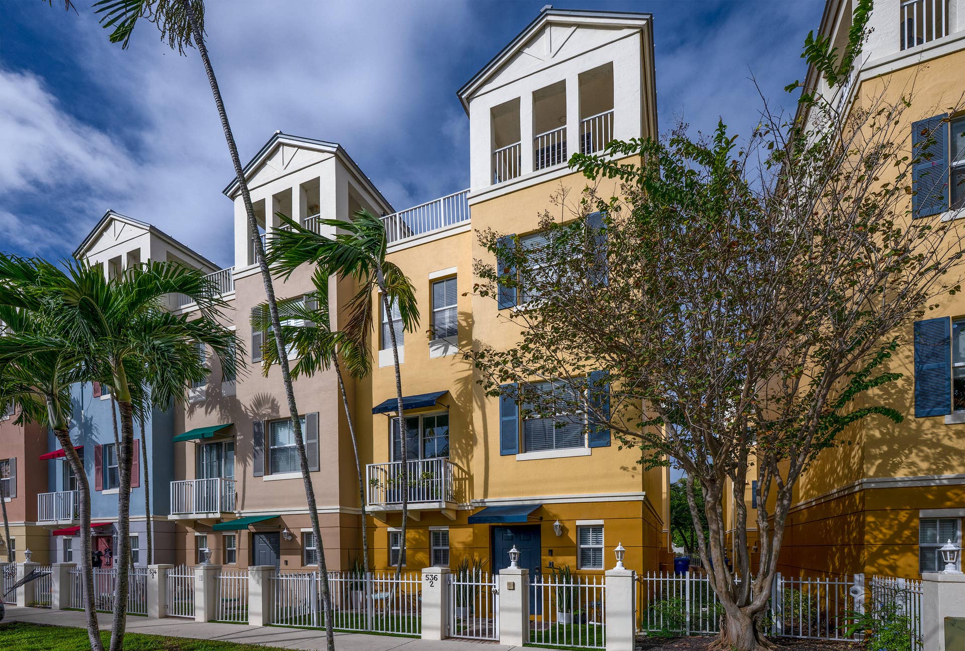 536 NE 7th Avenue, #Unit 2, Fort Lauderdale, FL 33301 02_exterior 2