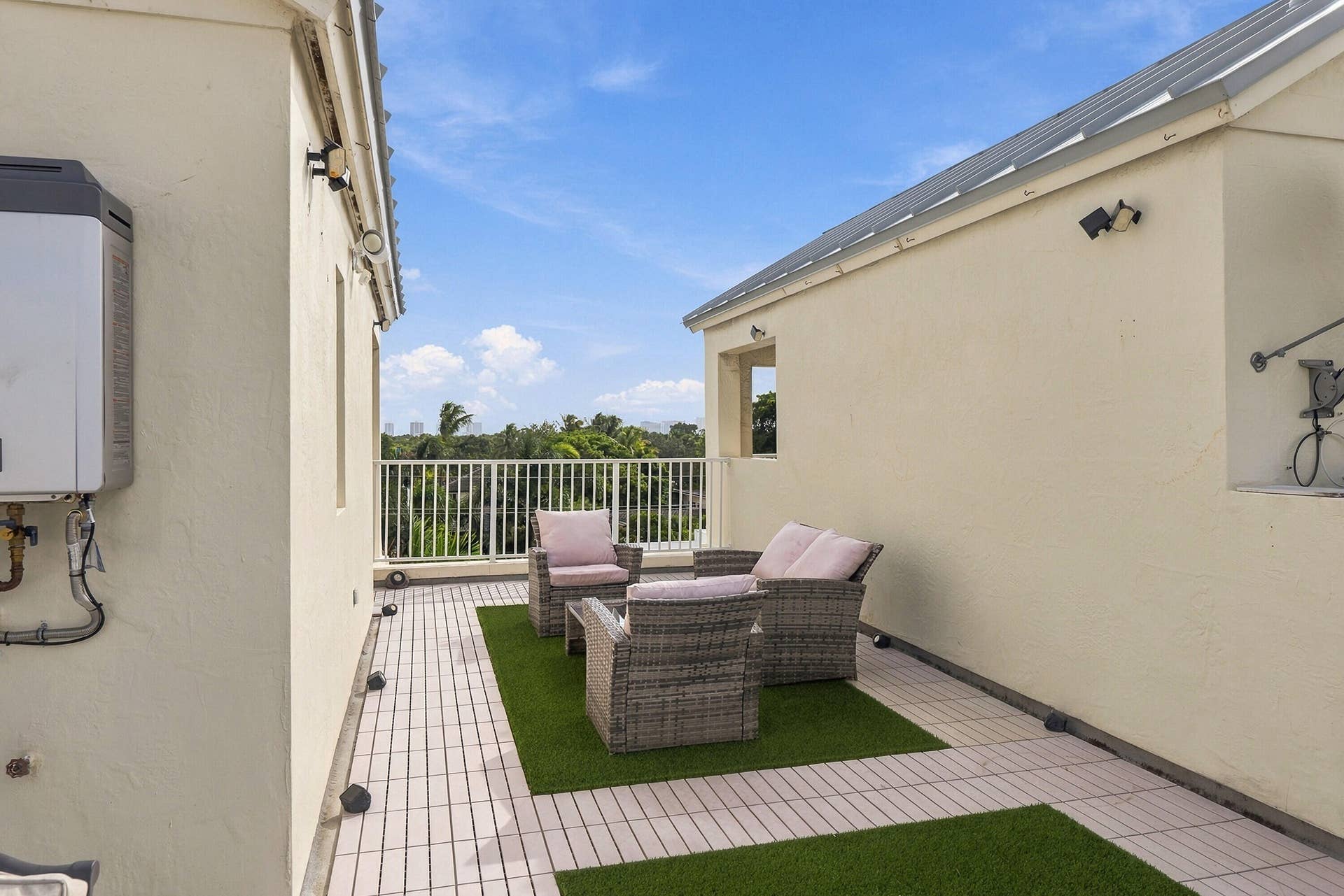 536 NE 7th Avenue, #Unit 2, Fort Lauderdale, FL 33301 42_dsc_8414