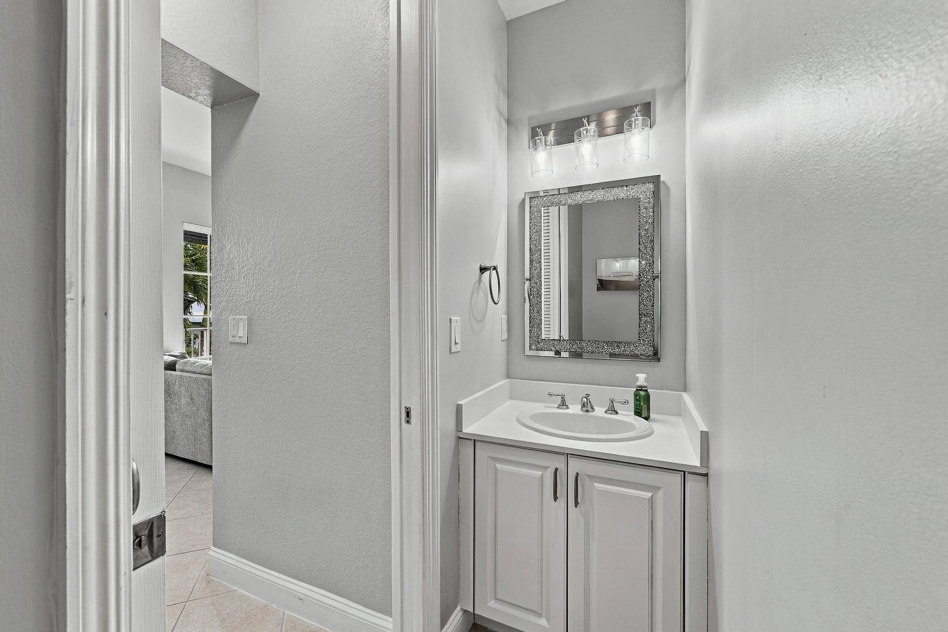 536 NE 7th Avenue, #Unit 2, Fort Lauderdale, FL 33301 23_dsc_8213_8f3e3d8d
