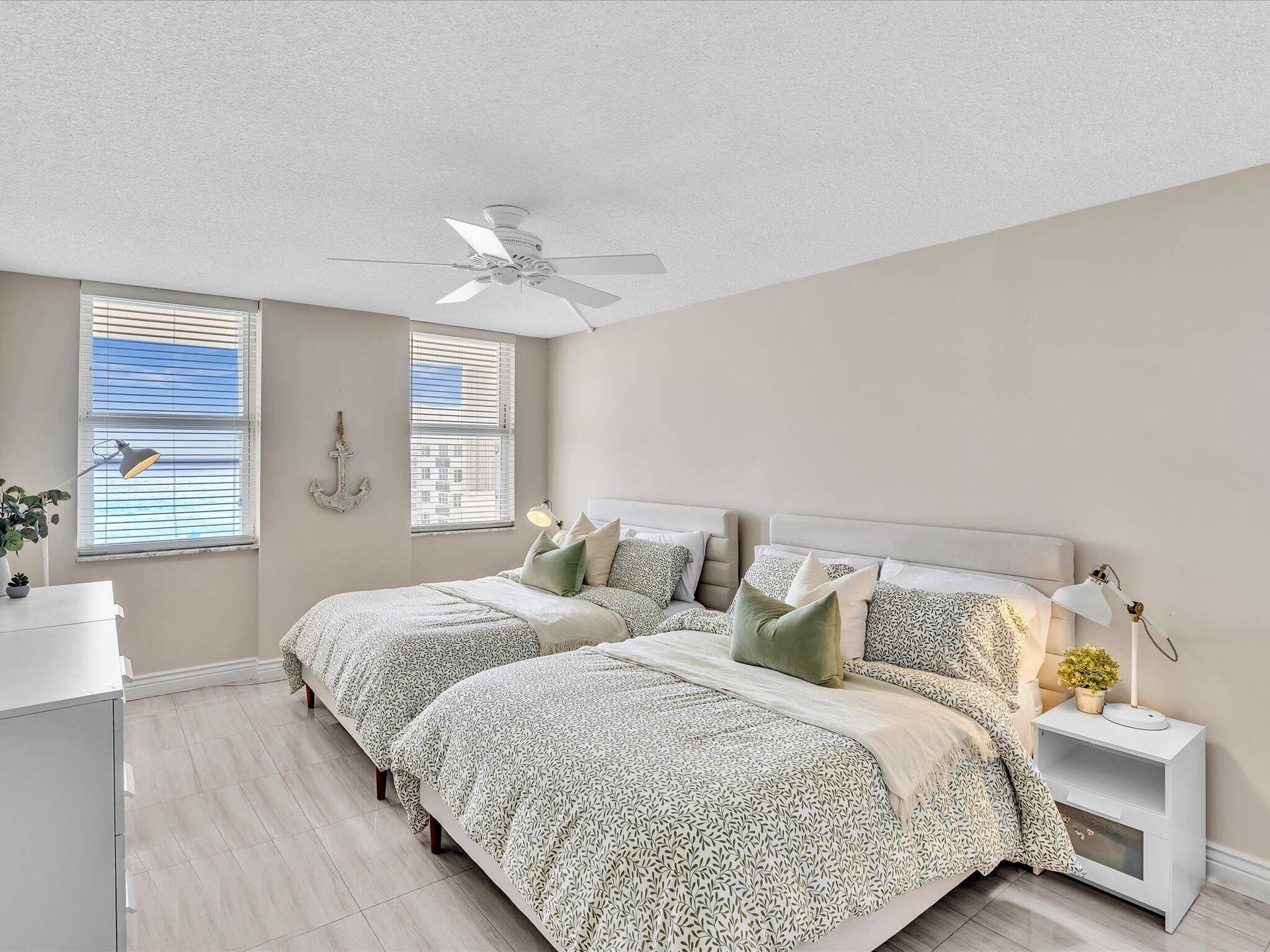 1150 HILLSBORO MILE, #1008, Hillsboro Beach, FL 33062 60-FPP00756