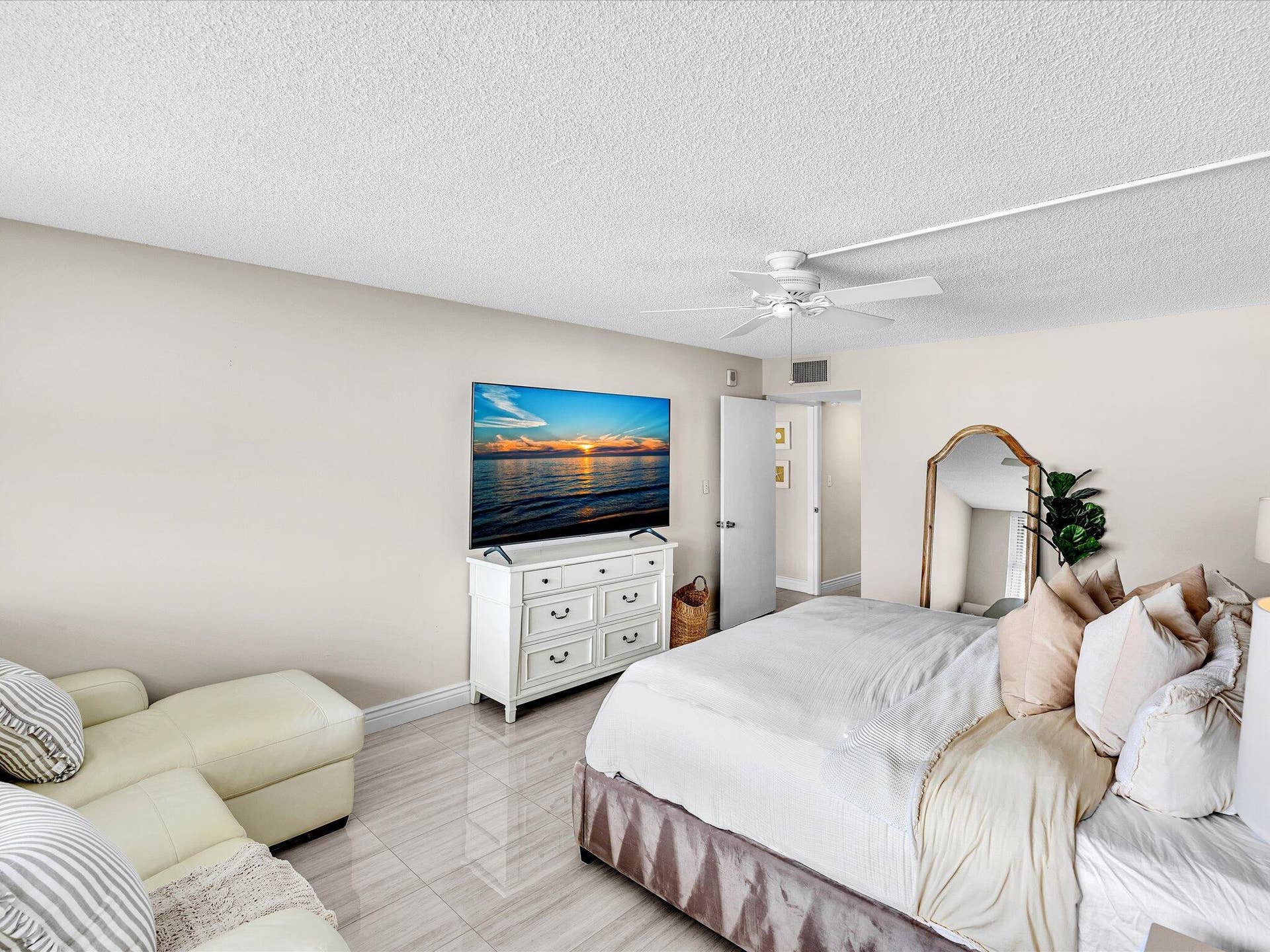 1150 HILLSBORO MILE, #1008, Hillsboro Beach, FL 33062 51-FPP00716 - Copy