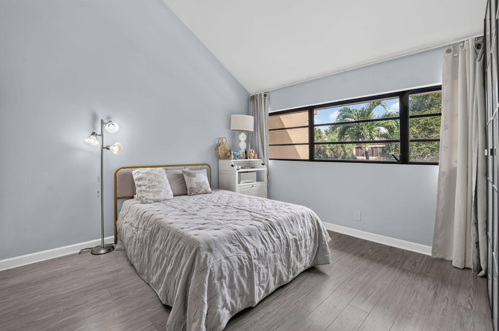 702 Saint Albans Drive, Boca Raton, FL 33486 Guest Bedroom #1