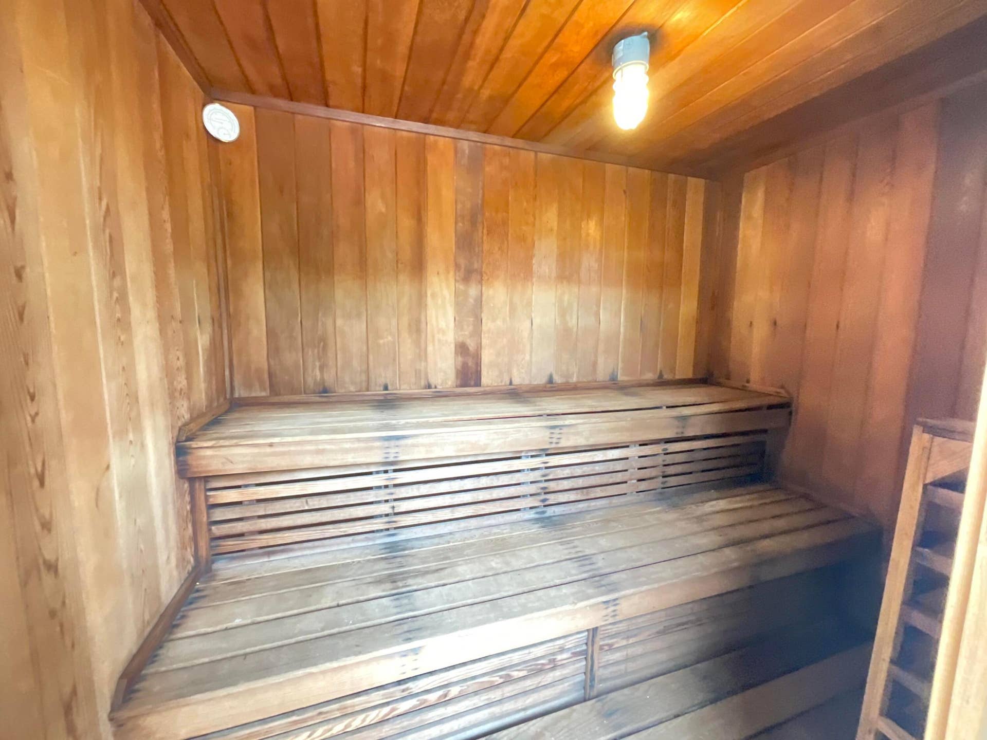 702 Saint Albans Drive, Boca Raton, FL 33486 Sauna