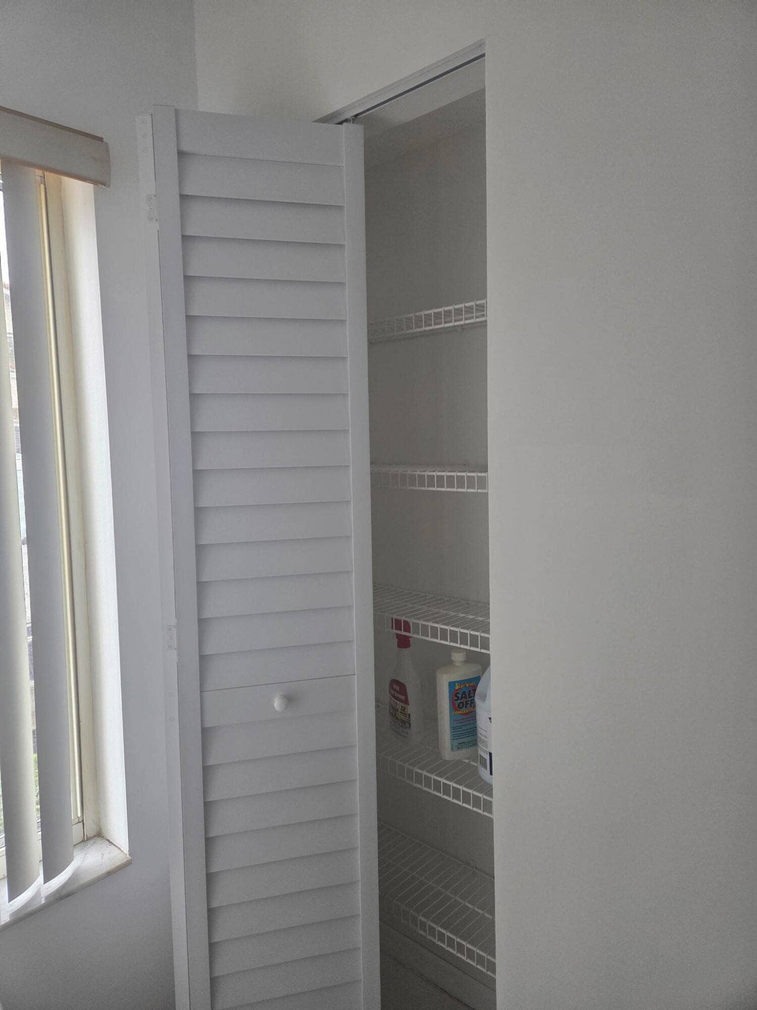 215 RIVIERA Circle, Weston, FL 33326 B - Kitchen 4
