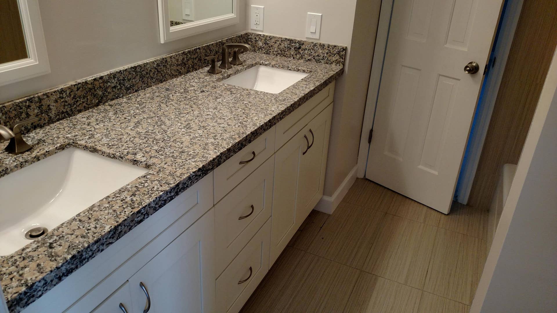 451 W Conference Drive, Boca Raton, Boca Raton, FL 33486 451 hall bath