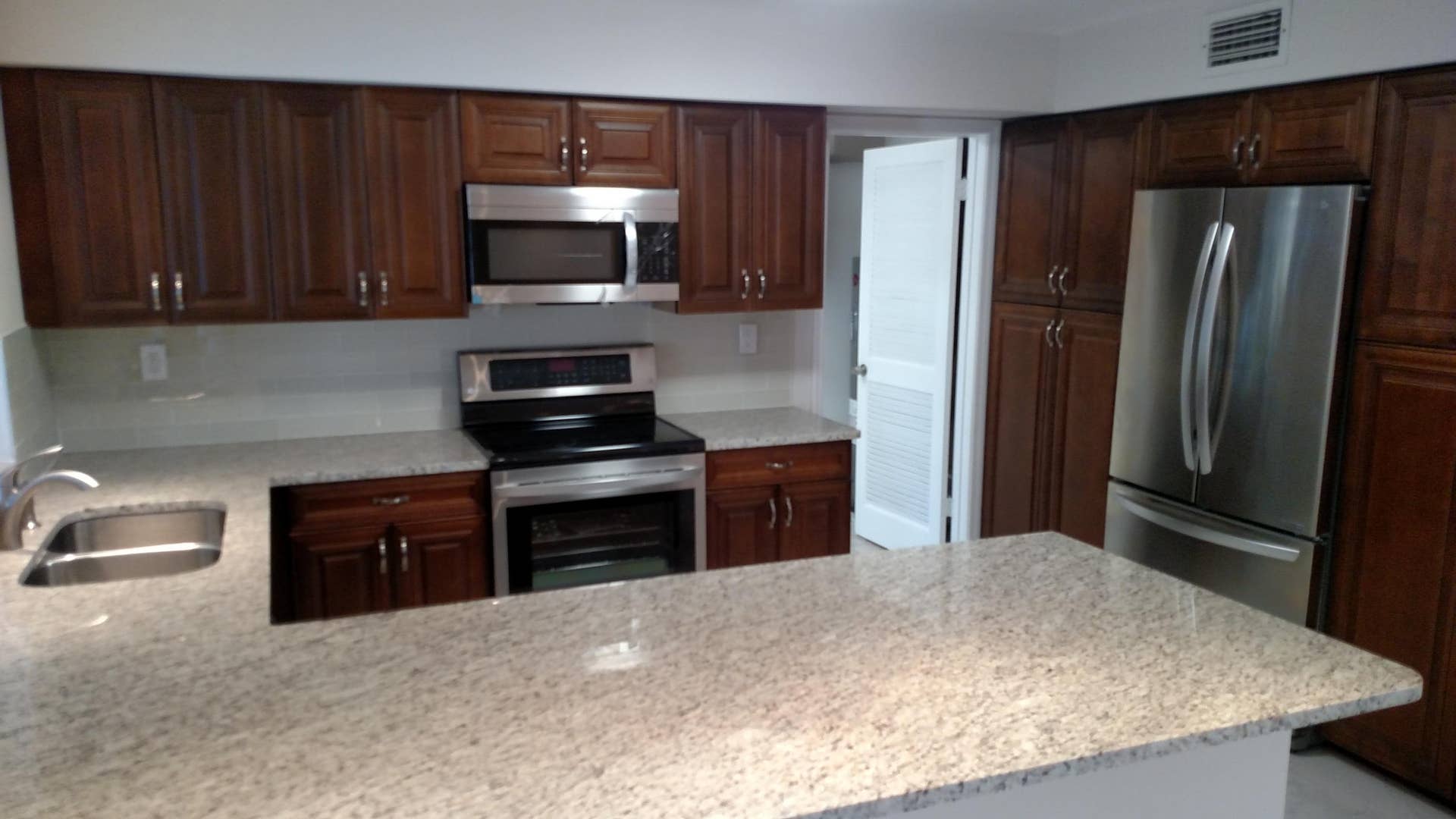 451 W Conference Drive, Boca Raton, Boca Raton, FL 33486 451 kitchen