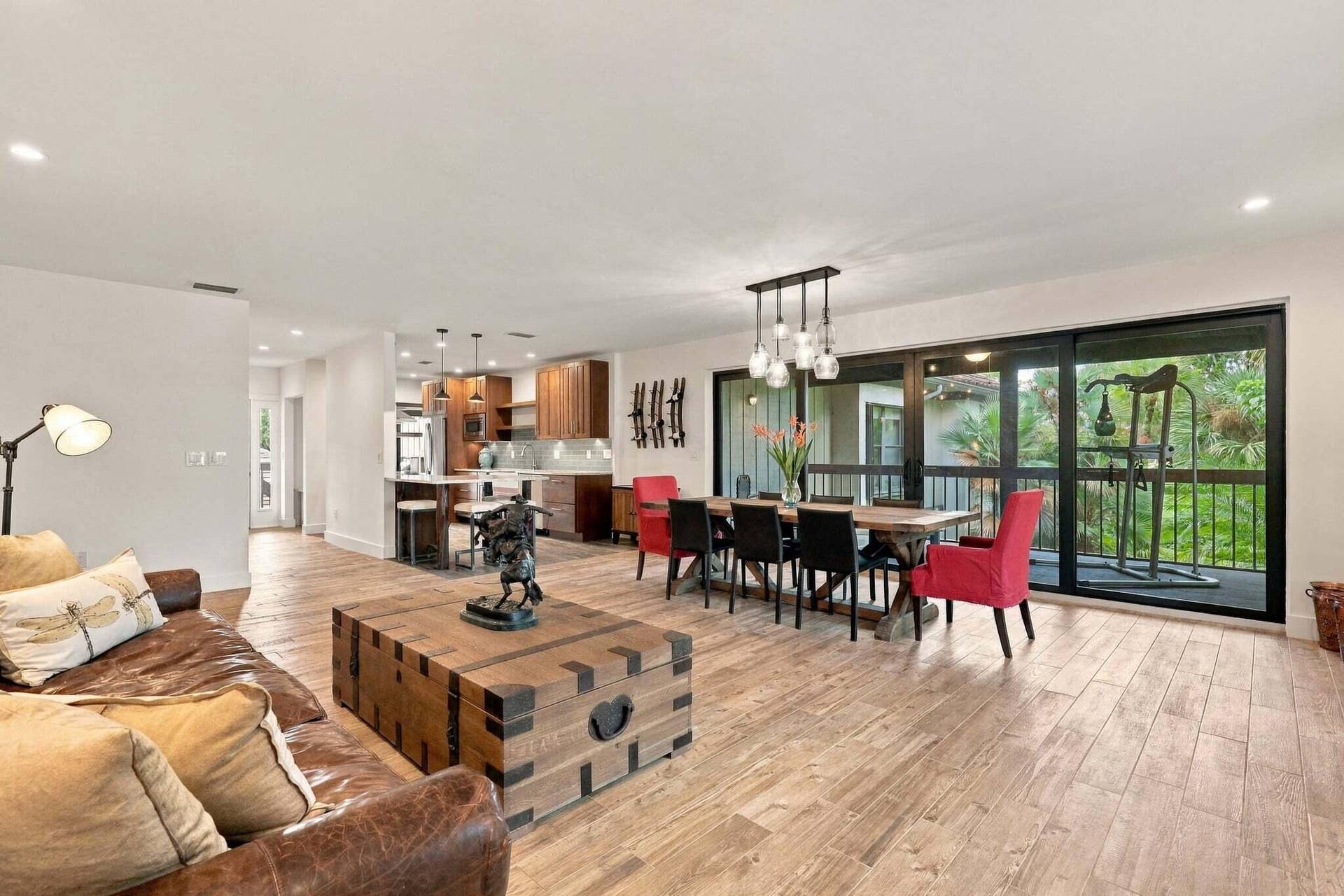 Main living/dining/kitchen/patio view