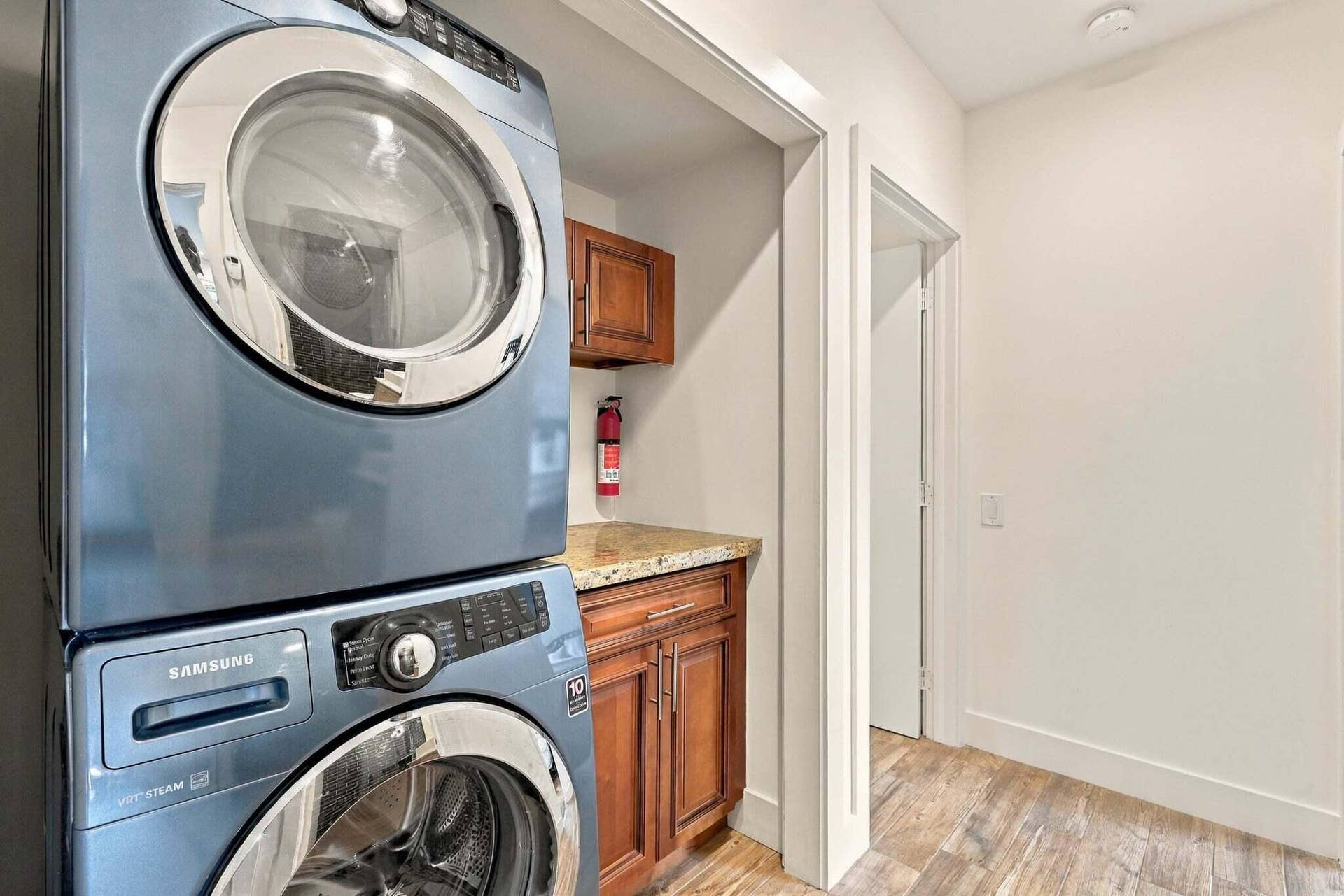 Hall Laundry (in-Unit)