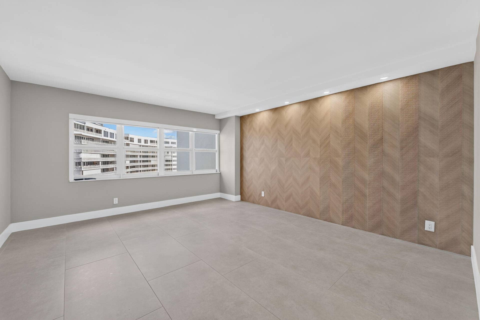 2100 S Ocean Drive, #15E, Fort Lauderdale, FL 33316 Primary Bedroom