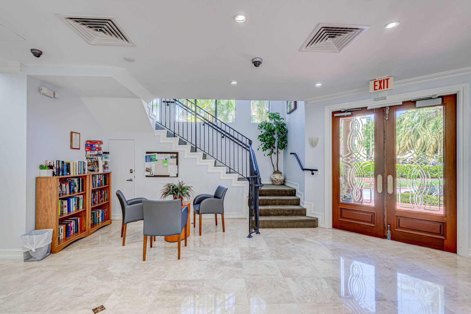 300 UNO LAGO Drive, #104, Juno Beach, FL 33408 Entrance