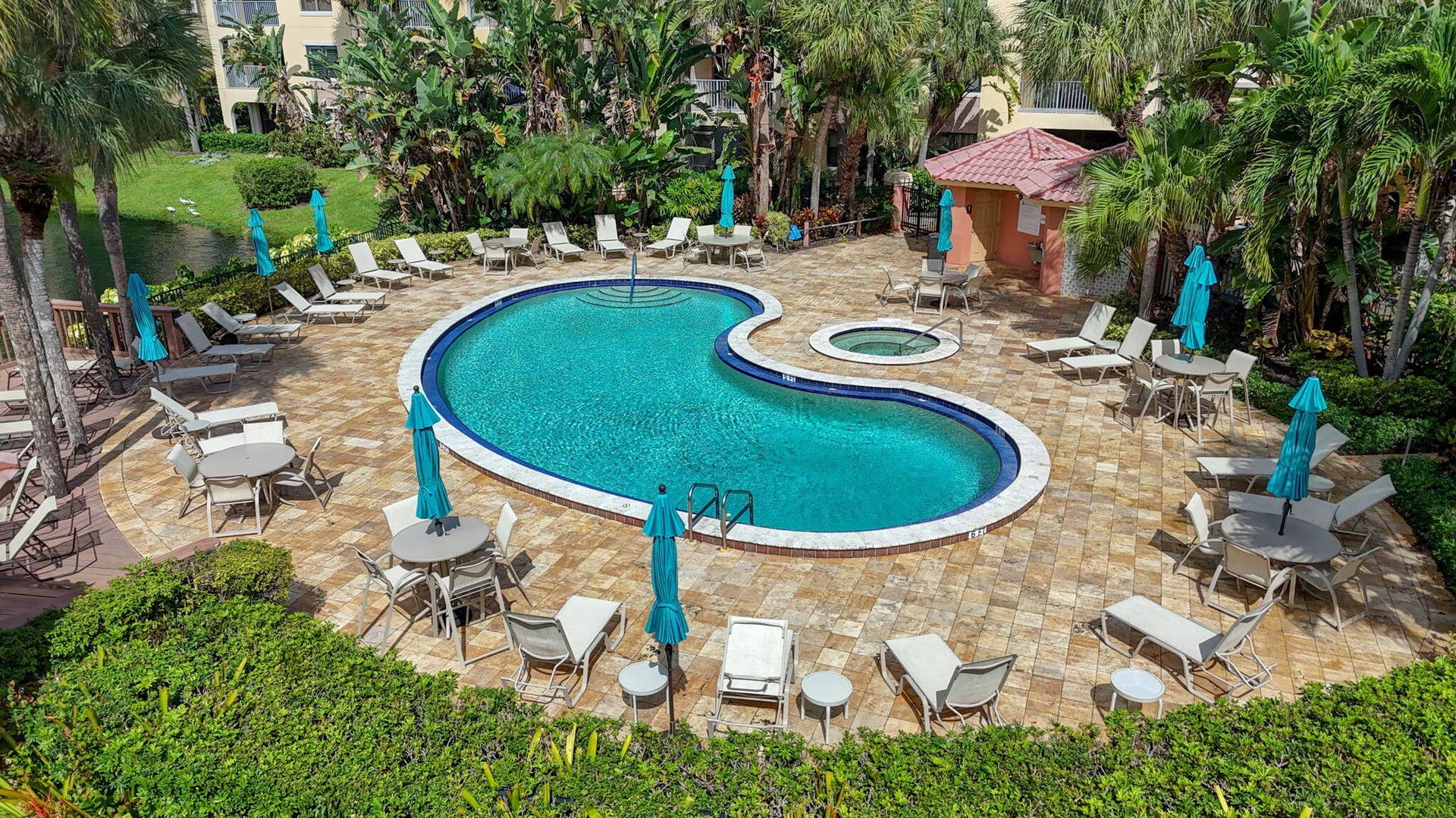 300 UNO LAGO Drive, #104, Juno Beach, FL 33408 2nd Pool