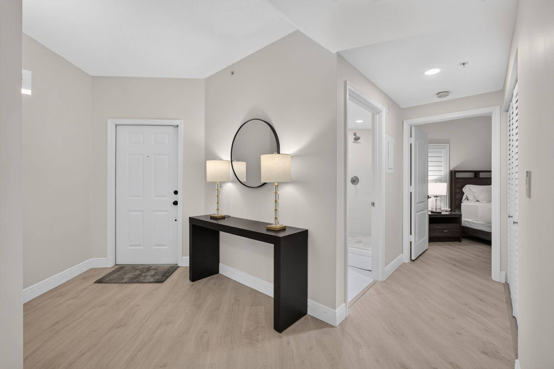 300 UNO LAGO Drive, #104, Juno Beach, FL 33408 Foyer