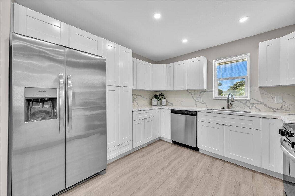1463 8th Street, West Palm Beach, FL 33401 24-306A8896