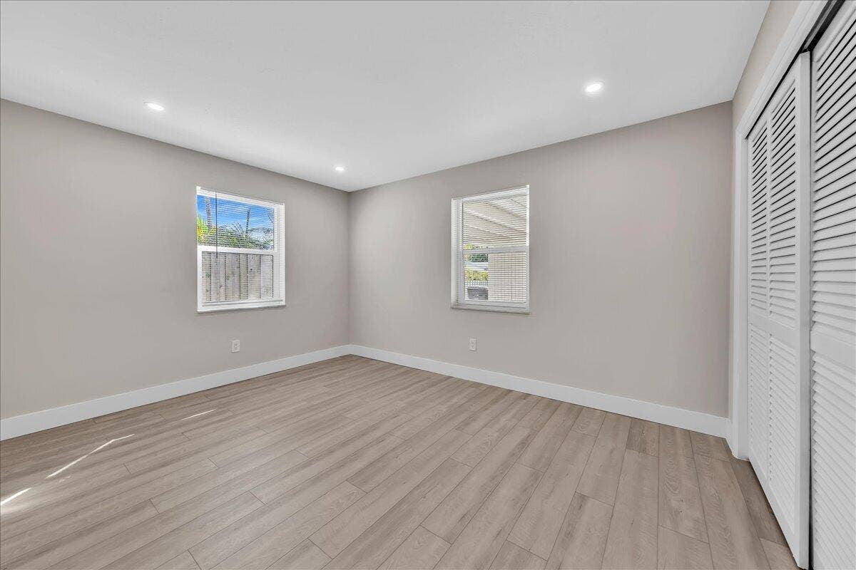 1463 8th Street, West Palm Beach, FL 33401 29-306A8908