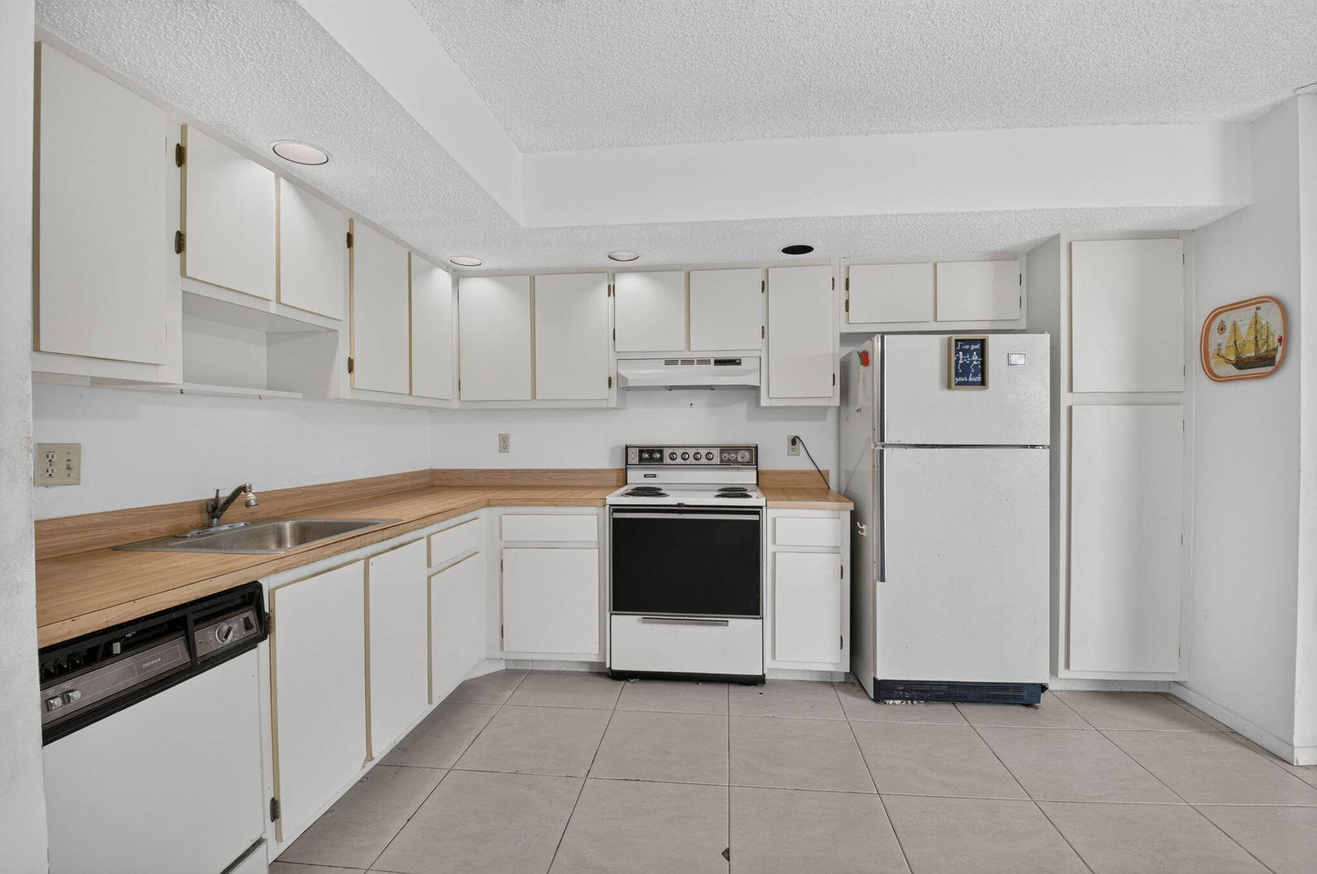 5250 LAS VERDES Circle, #314, Delray Beach, FL 33484 16-web-or-mls-DSC_3480