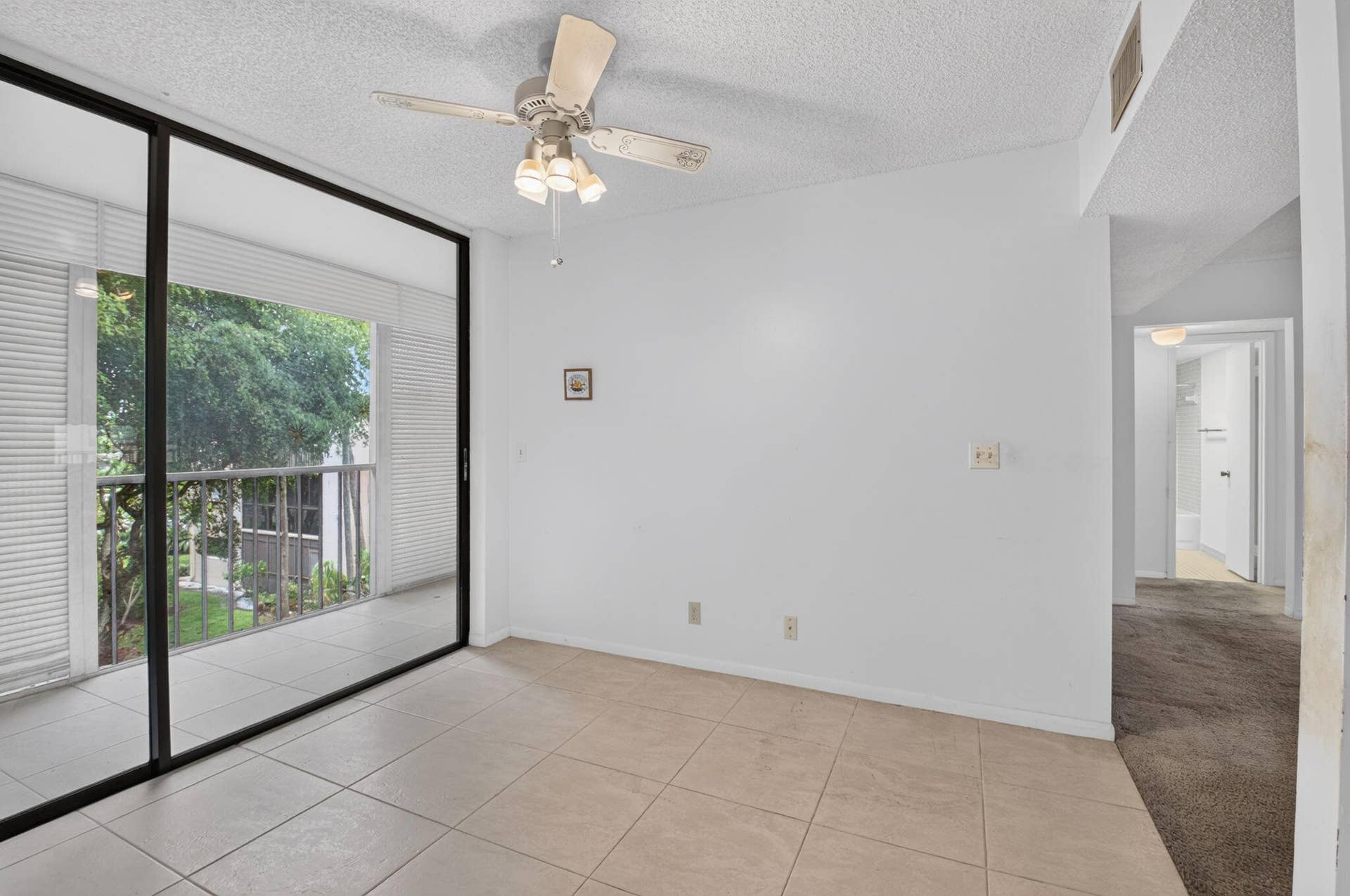 5250 LAS VERDES Circle, #314, Delray Beach, FL 33484 18-web-or-mls-DSC_3490