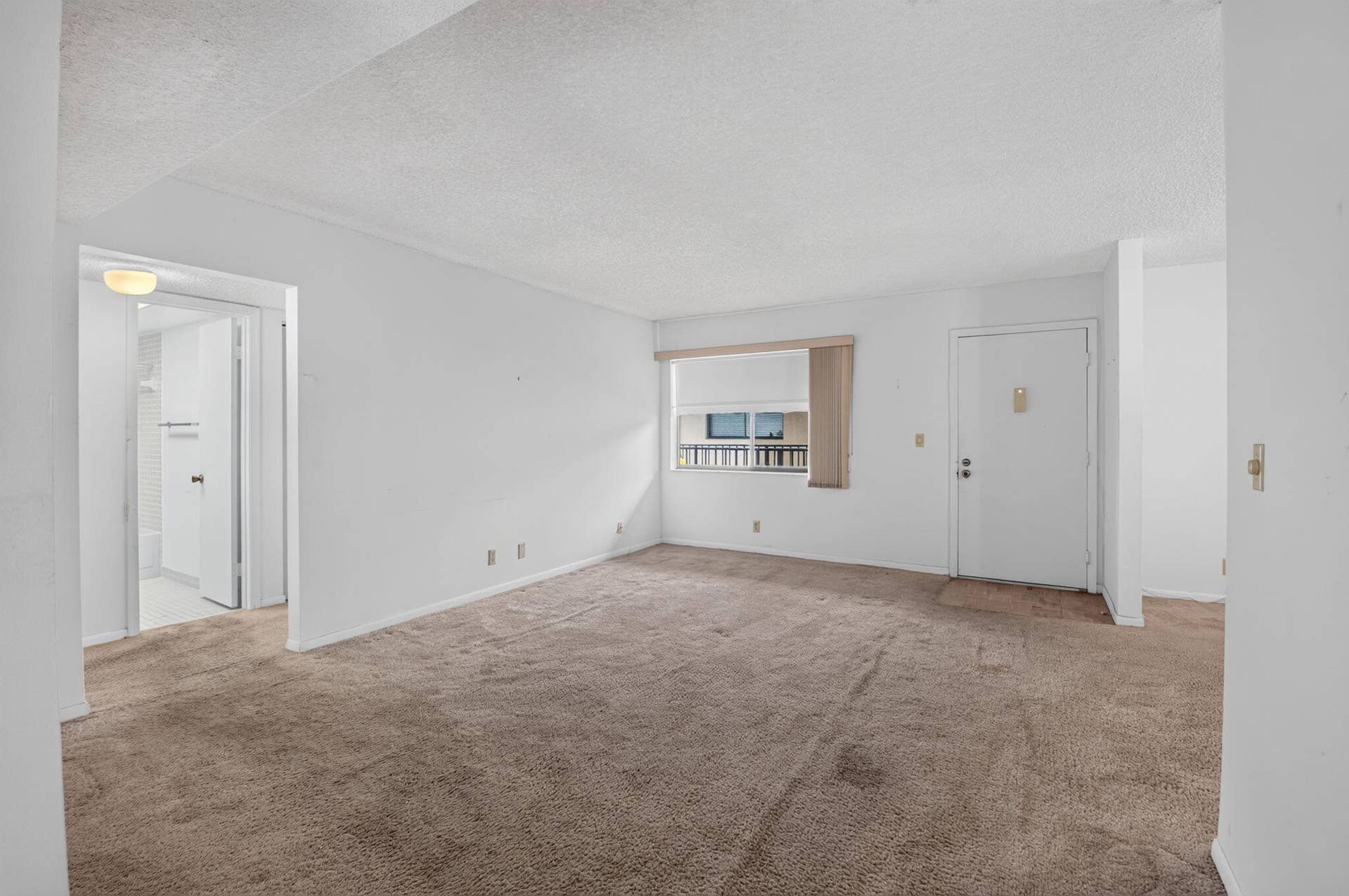 5250 LAS VERDES Circle, #314, Delray Beach, FL 33484 7-web-or-mls-DSC_3435