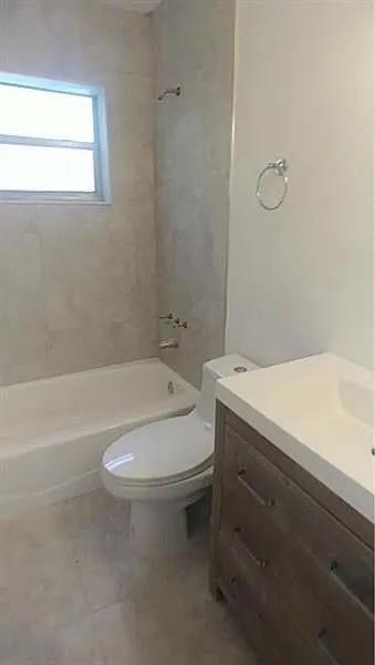 2711 NW 16TH Court, Fort Lauderdale, Fort Lauderdale, FL 33311 Photo 6