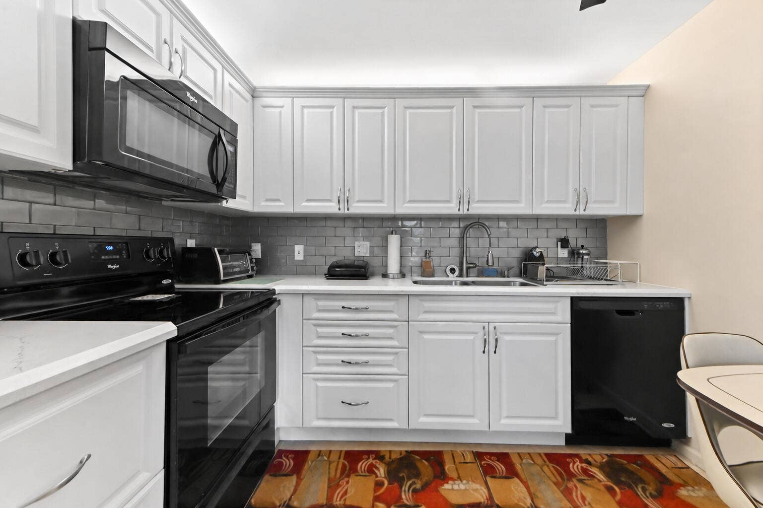 1052 Rexford C, Boca Raton, FL 33434 04 Kitchen detail