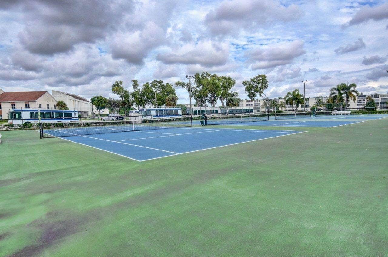 1052 Rexford C, Boca Raton, FL 33434 03_CV (24)