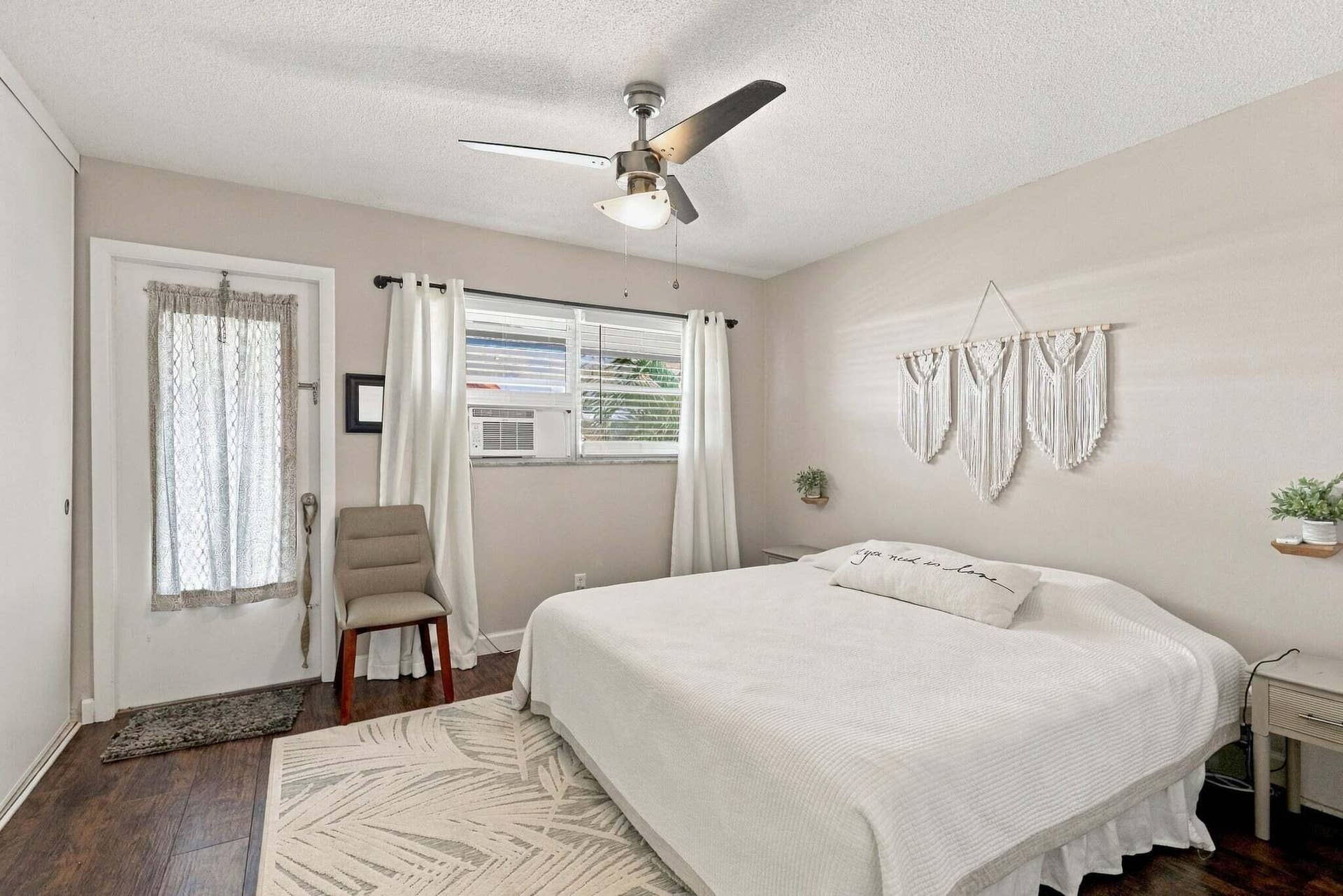 2111 NE 56TH Street, #207, Fort Lauderdale, FL 33308 19-1Z3A1072