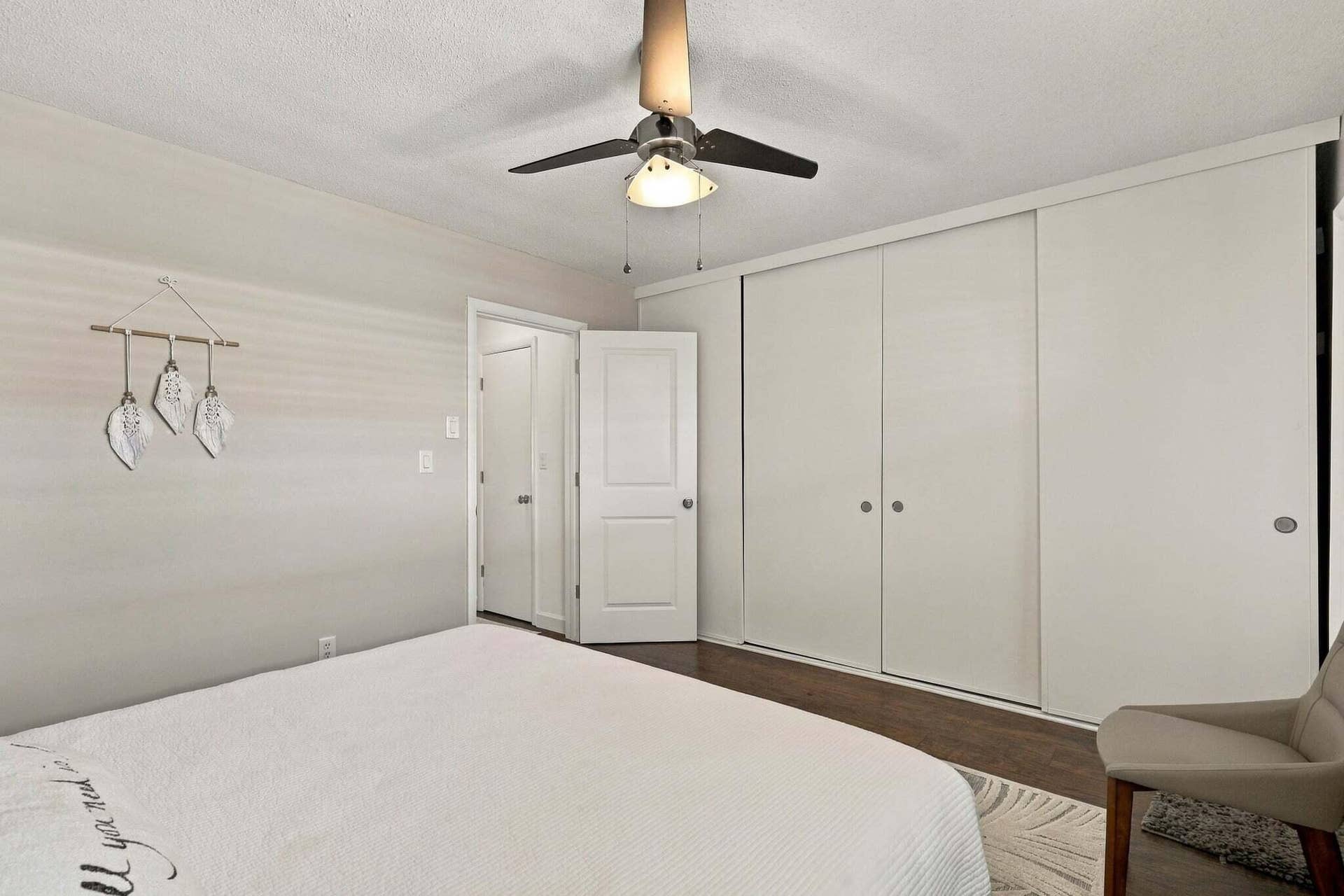 2111 NE 56TH Street, #207, Fort Lauderdale, FL 33308 21-1Z3A1078