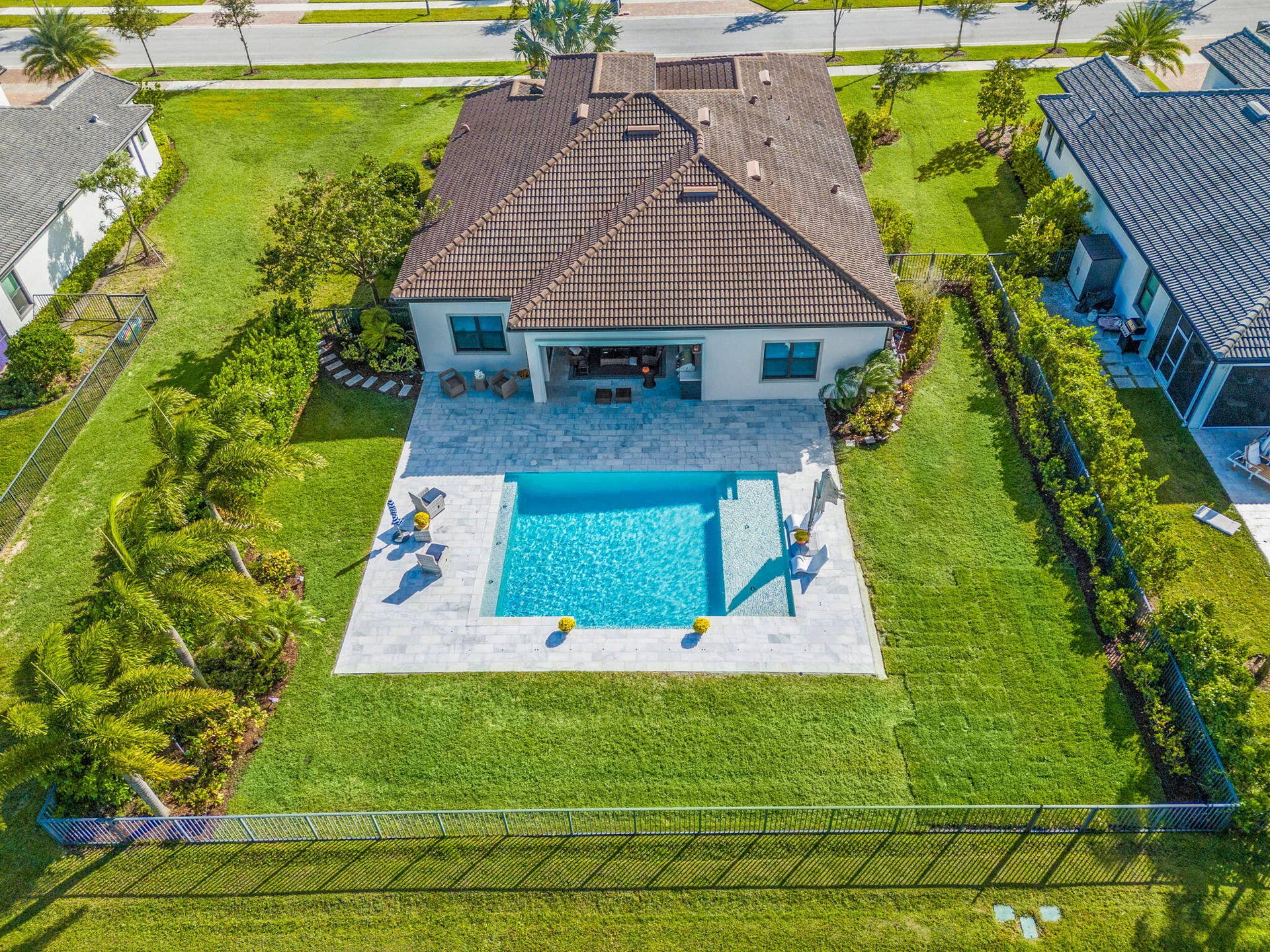 9113 Balsamo Drive, Palm Beach Gardens, FL 33412 55-web-or-mls-DJI_20261026153725_0040_D