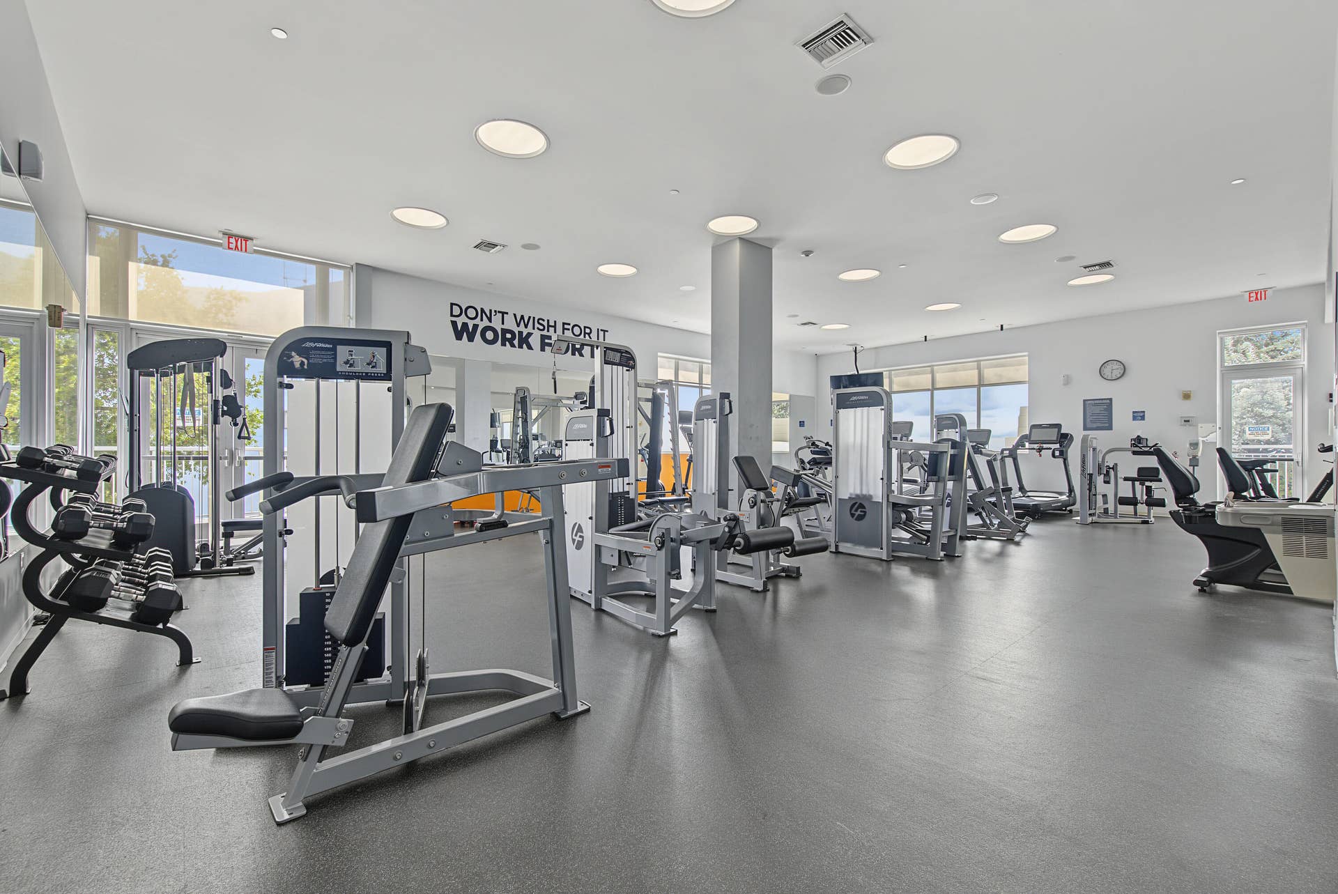 300 S AUSTRALIAN Avenue, #307, West Palm Beach, West Palm Beach, FL 33401 fitness center