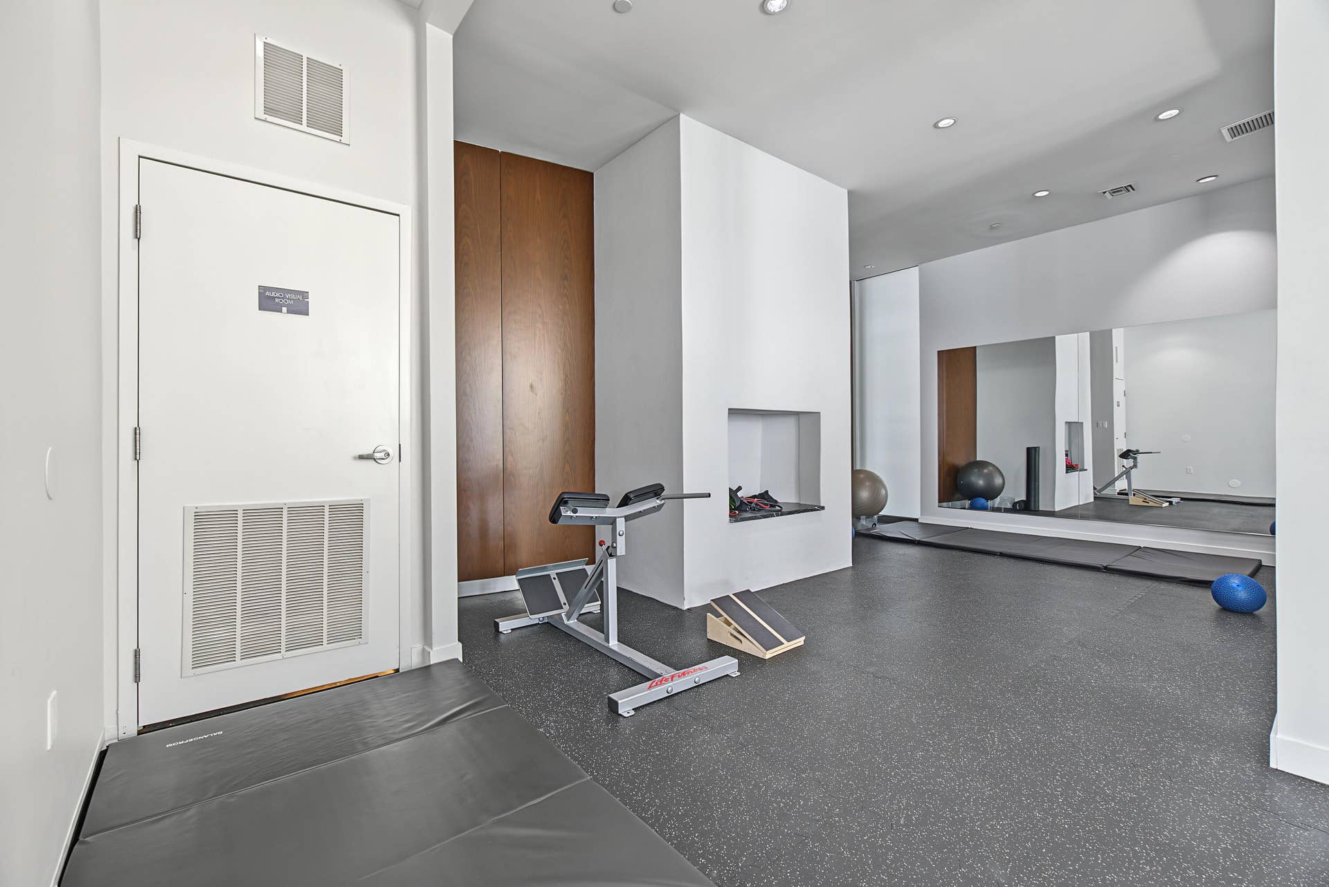 300 S AUSTRALIAN Avenue, #307, West Palm Beach, West Palm Beach, FL 33401 DSC06334