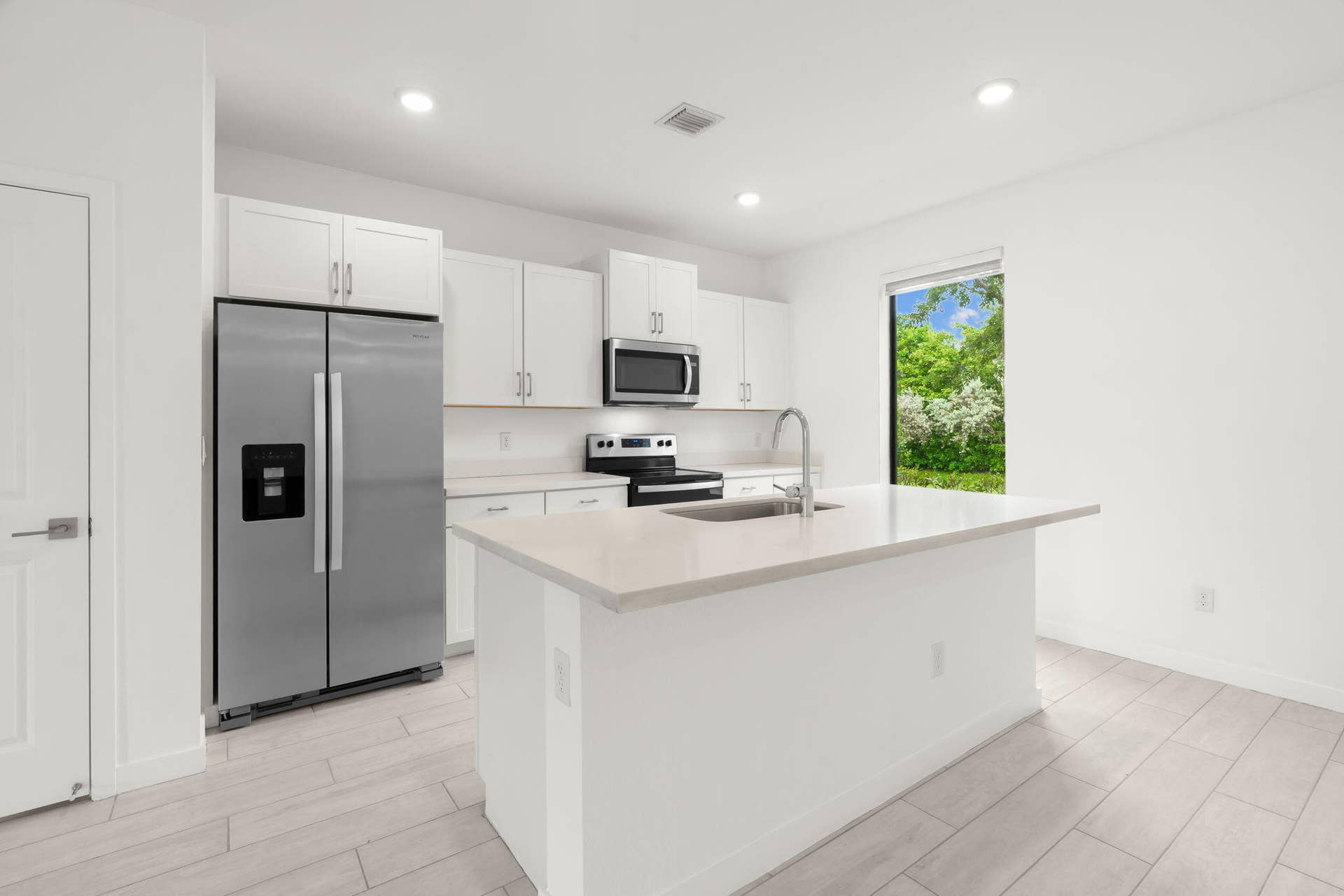 529 NW 17TH Street, Fort Lauderdale, FL 33311 14-web-or-mls-529 NW 17th St, Fort Laude