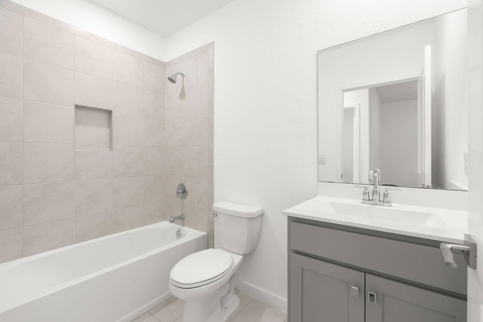 529 NW 17TH Street, Fort Lauderdale, FL 33311 24-web-or-mls-529 NW 17th St, Fort Laude