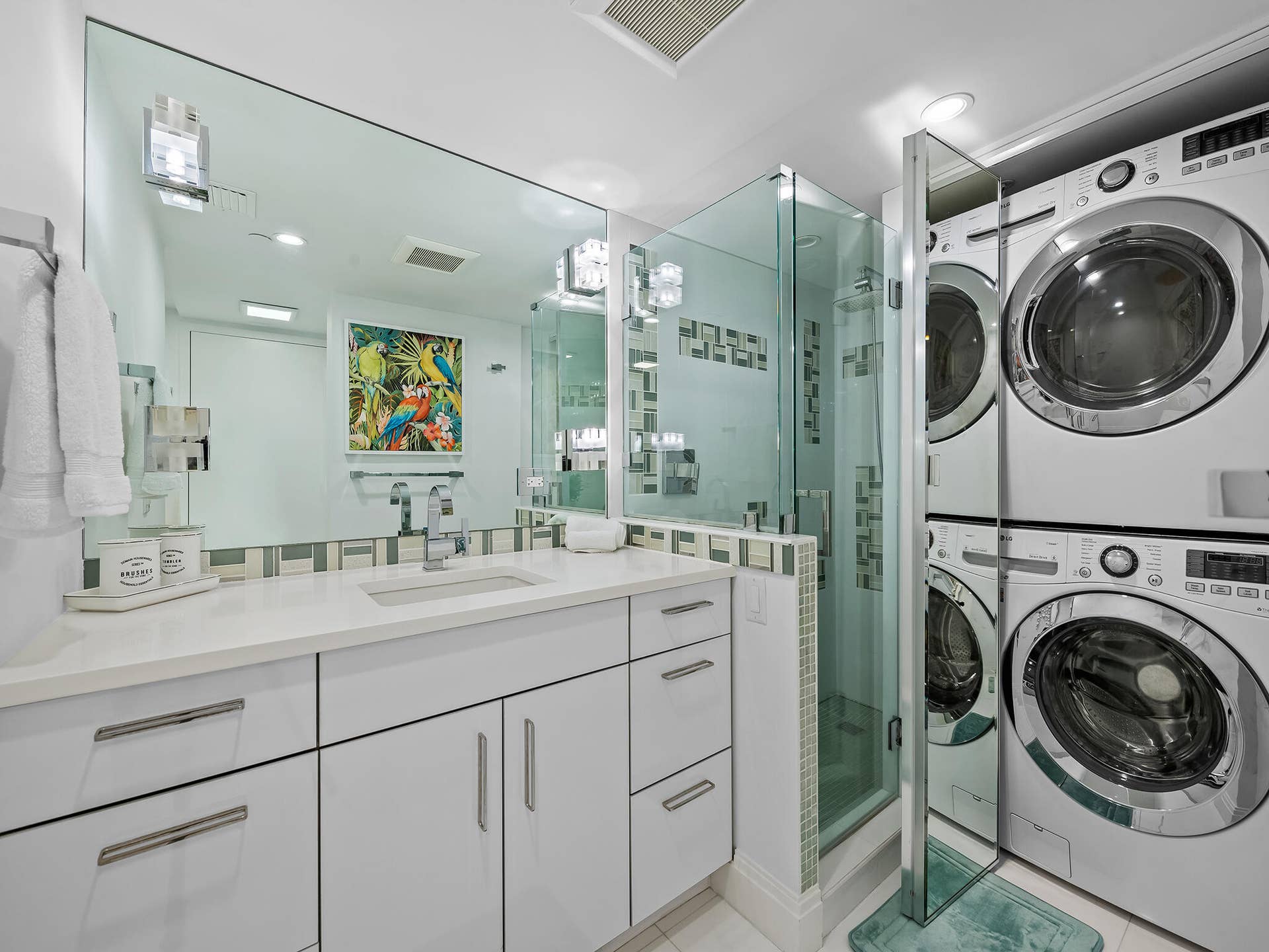 3505 S Ocean Boulevard, #10N, Highland Beach, FL 33487 Washer/dryer in 3rd bathroom