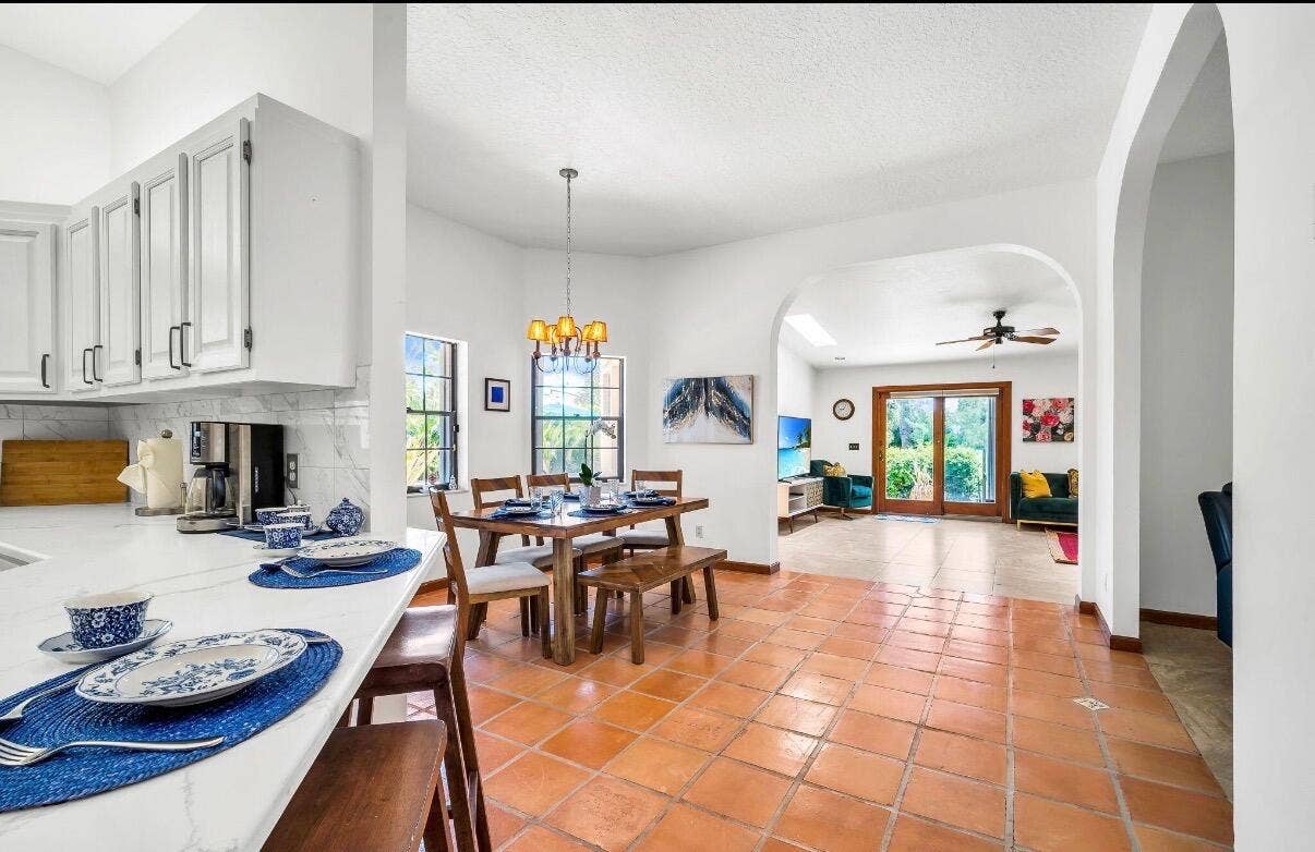 1324 N Lakeside Drive, Lake Worth Beach, FL 33460 IMG_5030