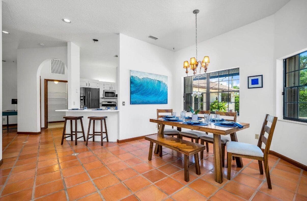 1324 N Lakeside Drive, Lake Worth Beach, FL 33460 IMG_5031