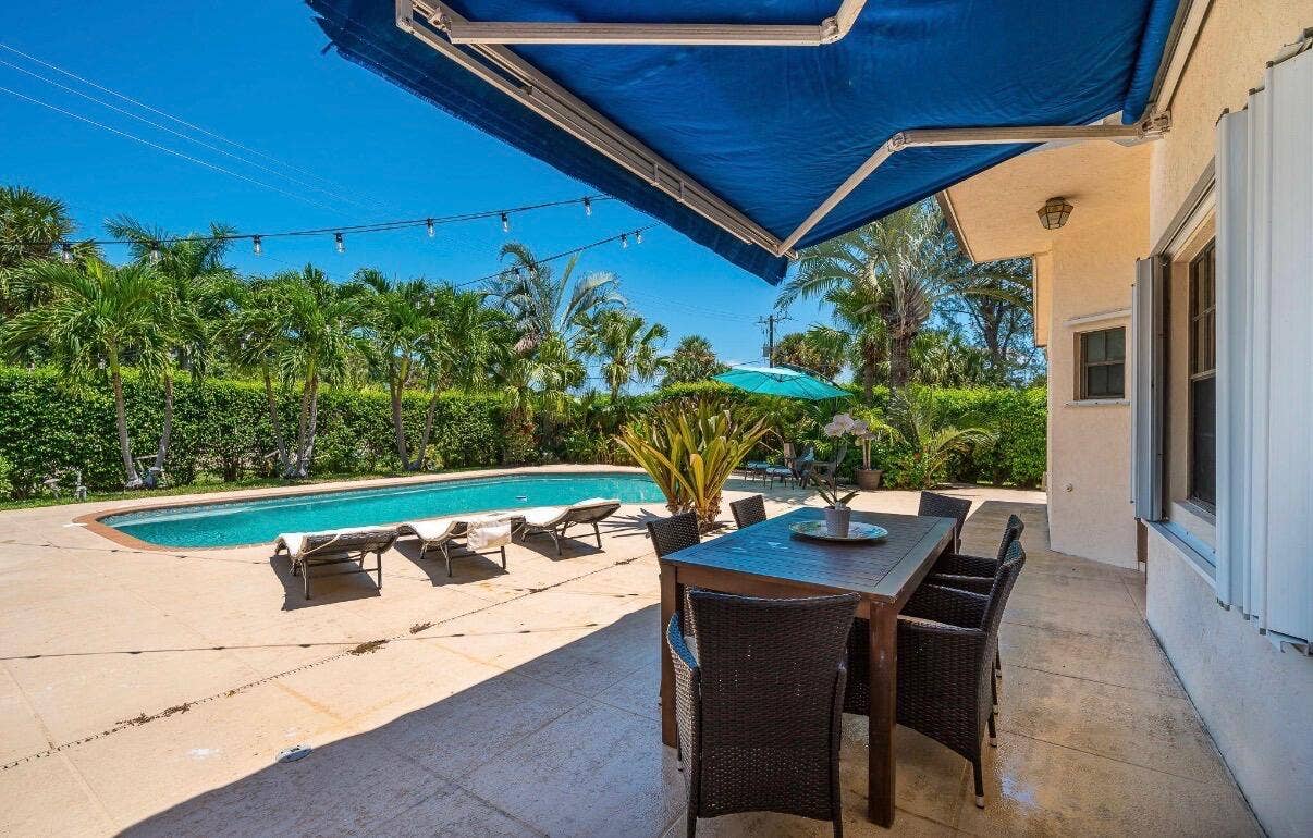 1324 N Lakeside Drive, Lake Worth Beach, FL 33460 IMG_5058
