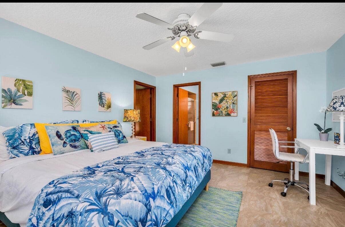 1324 N Lakeside Drive, Lake Worth Beach, FL 33460 IMG_5037