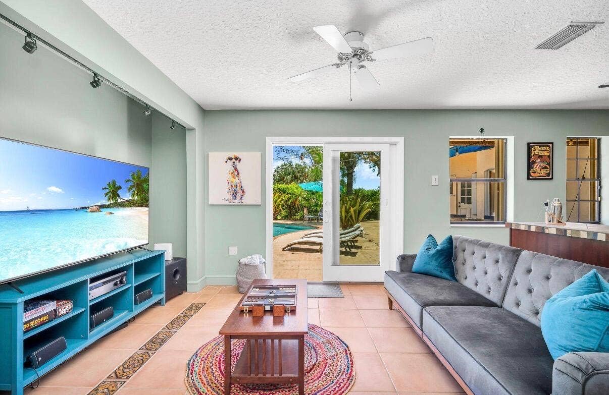 1324 N Lakeside Drive, Lake Worth Beach, FL 33460 IMG_5047