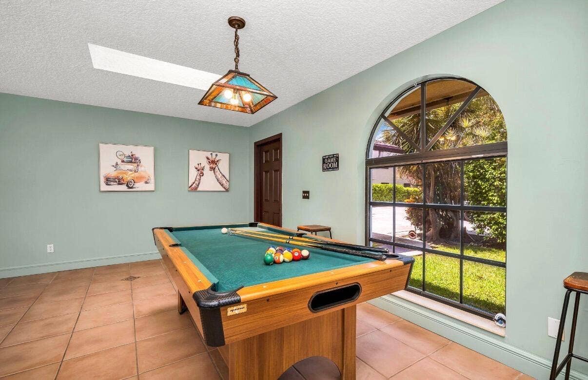 1324 N Lakeside Drive, Lake Worth Beach, FL 33460 IMG_5050