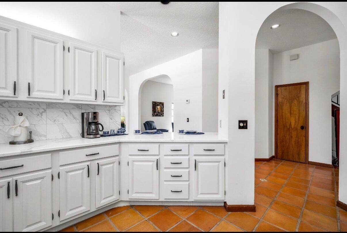 1324 N Lakeside Drive, Lake Worth Beach, FL 33460 IMG_5029