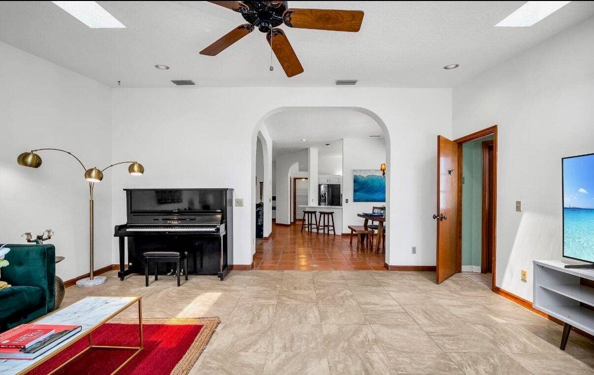 1324 N Lakeside Drive, Lake Worth Beach, FL 33460 IMG_5032