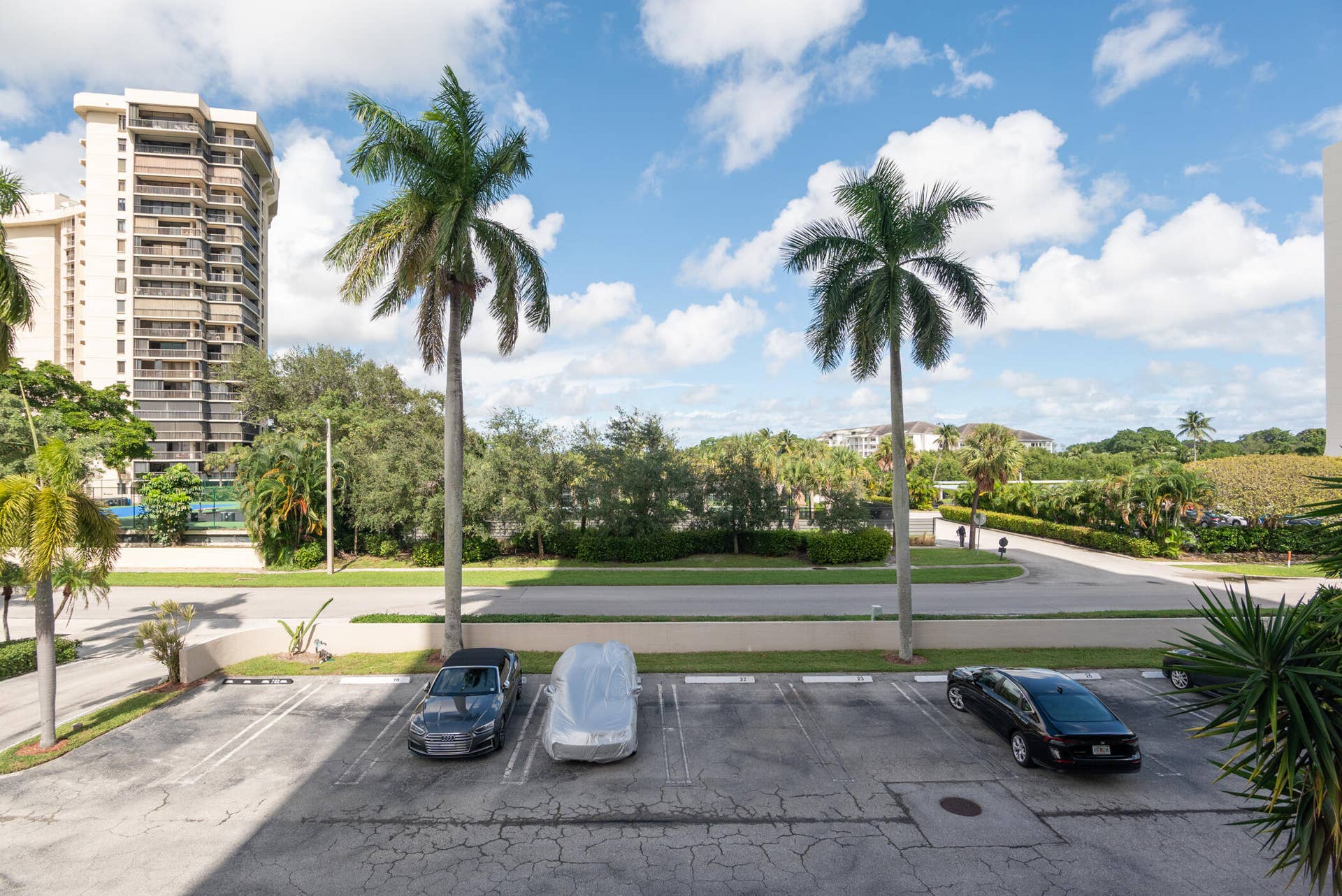 2425 PRESIDENTIAL Way, #201, West Palm Beach, FL 33401 Clark 2425 Presidential Way 201-027