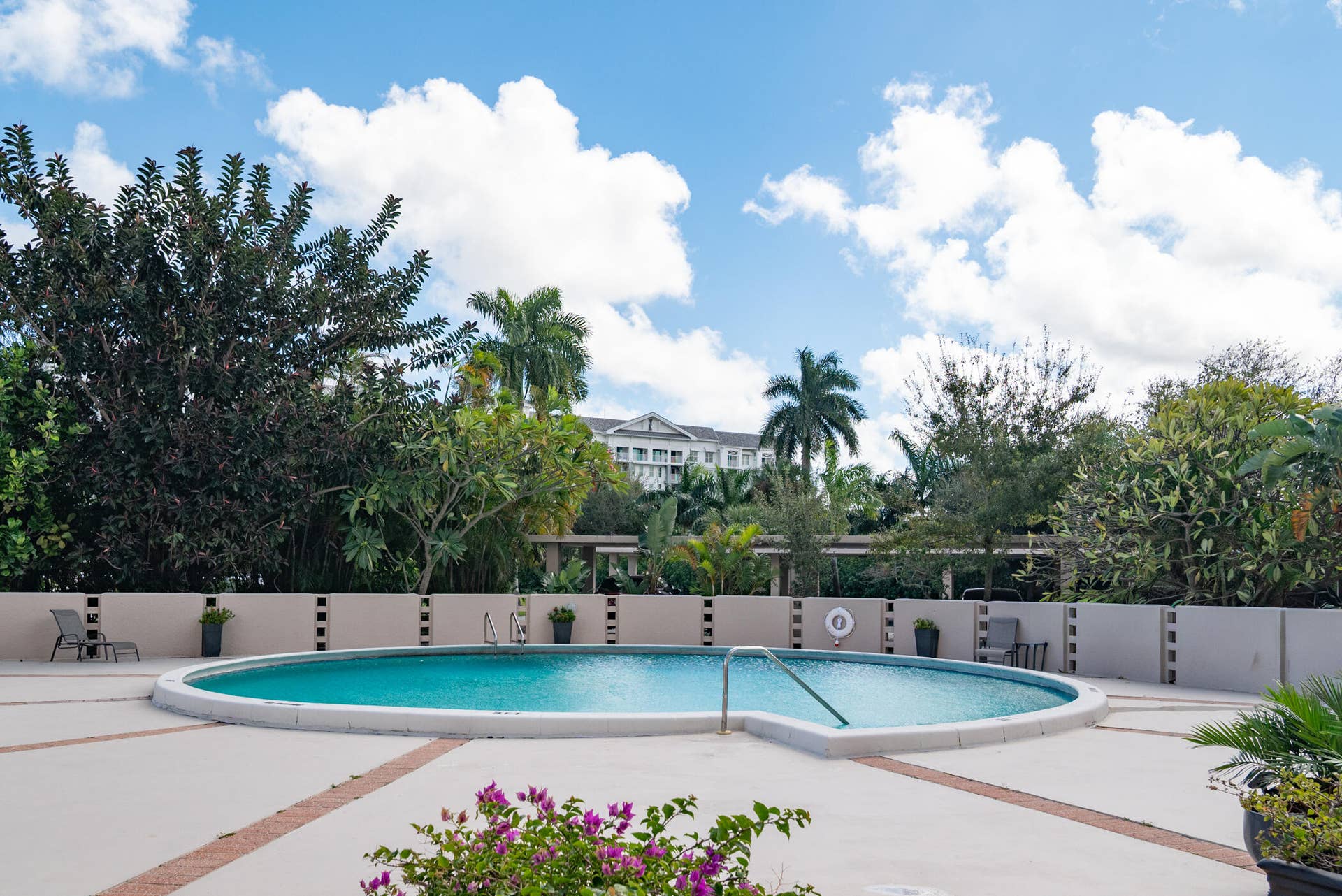 2425 PRESIDENTIAL Way, #201, West Palm Beach, FL 33401 Clark 2425 Presidential Way 201-006