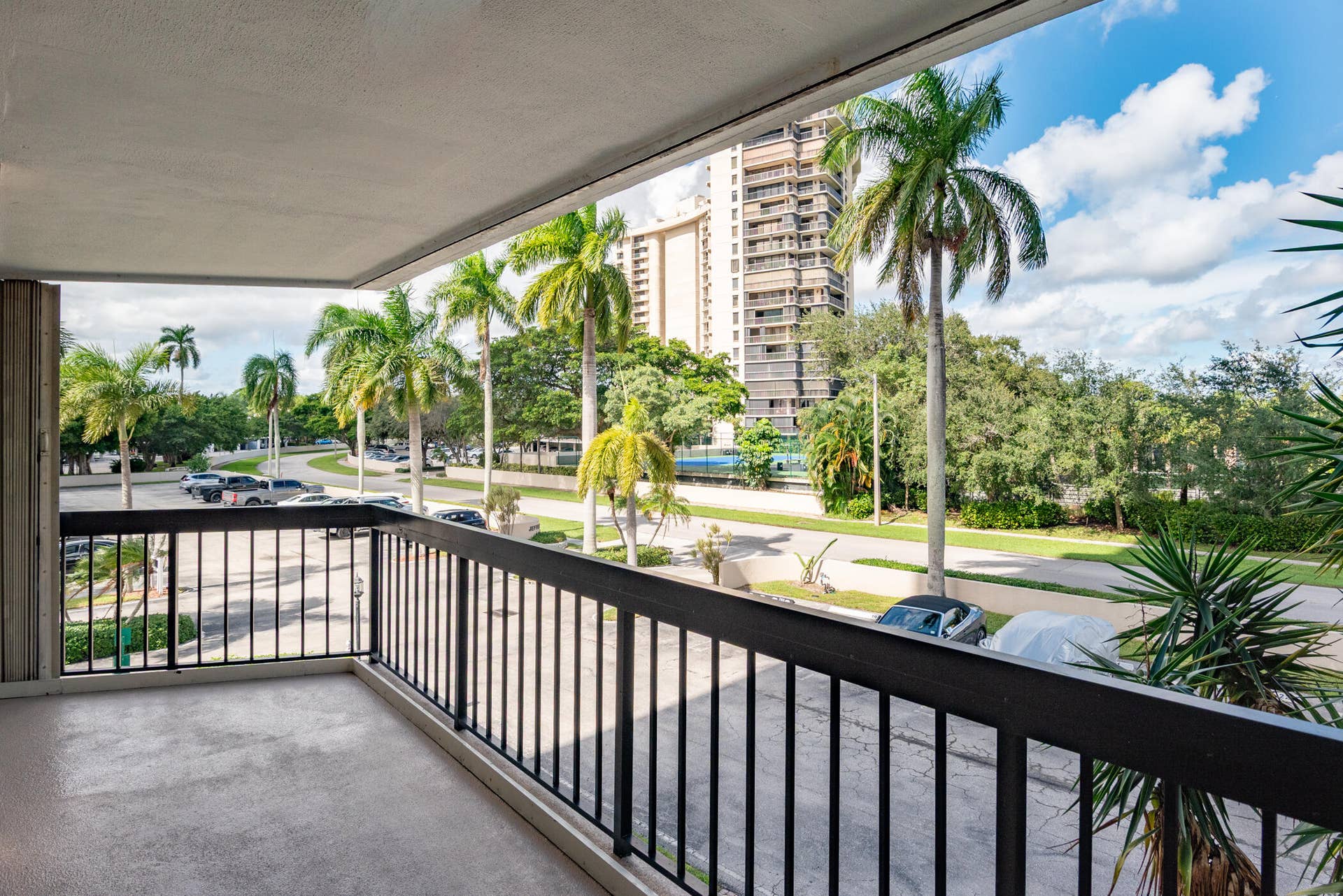 2425 PRESIDENTIAL Way, #201, West Palm Beach, FL 33401 Clark 2425 Presidential Way 201-026