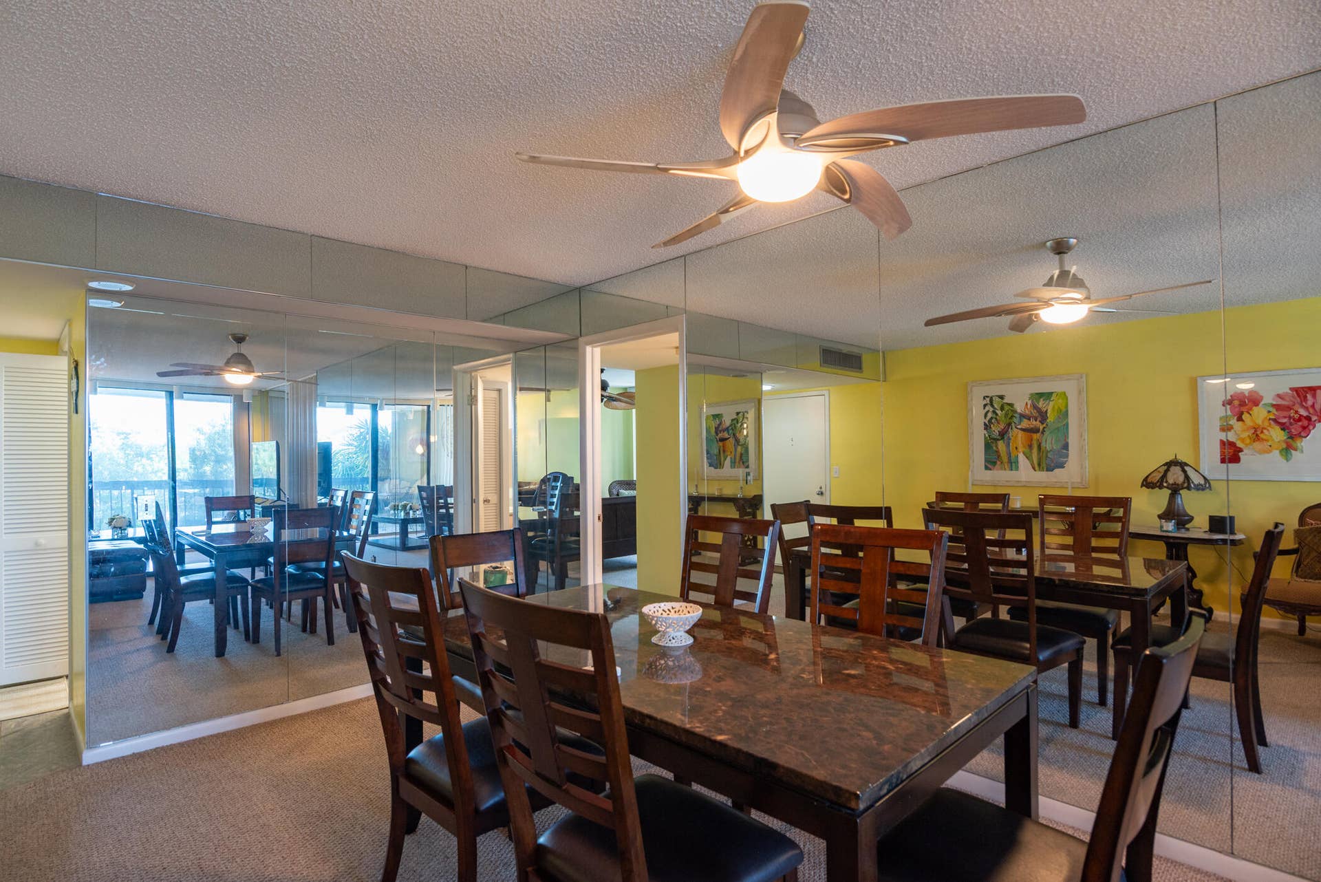 2425 PRESIDENTIAL Way, #201, West Palm Beach, FL 33401 Clark 2425 Presidential Way 201-011