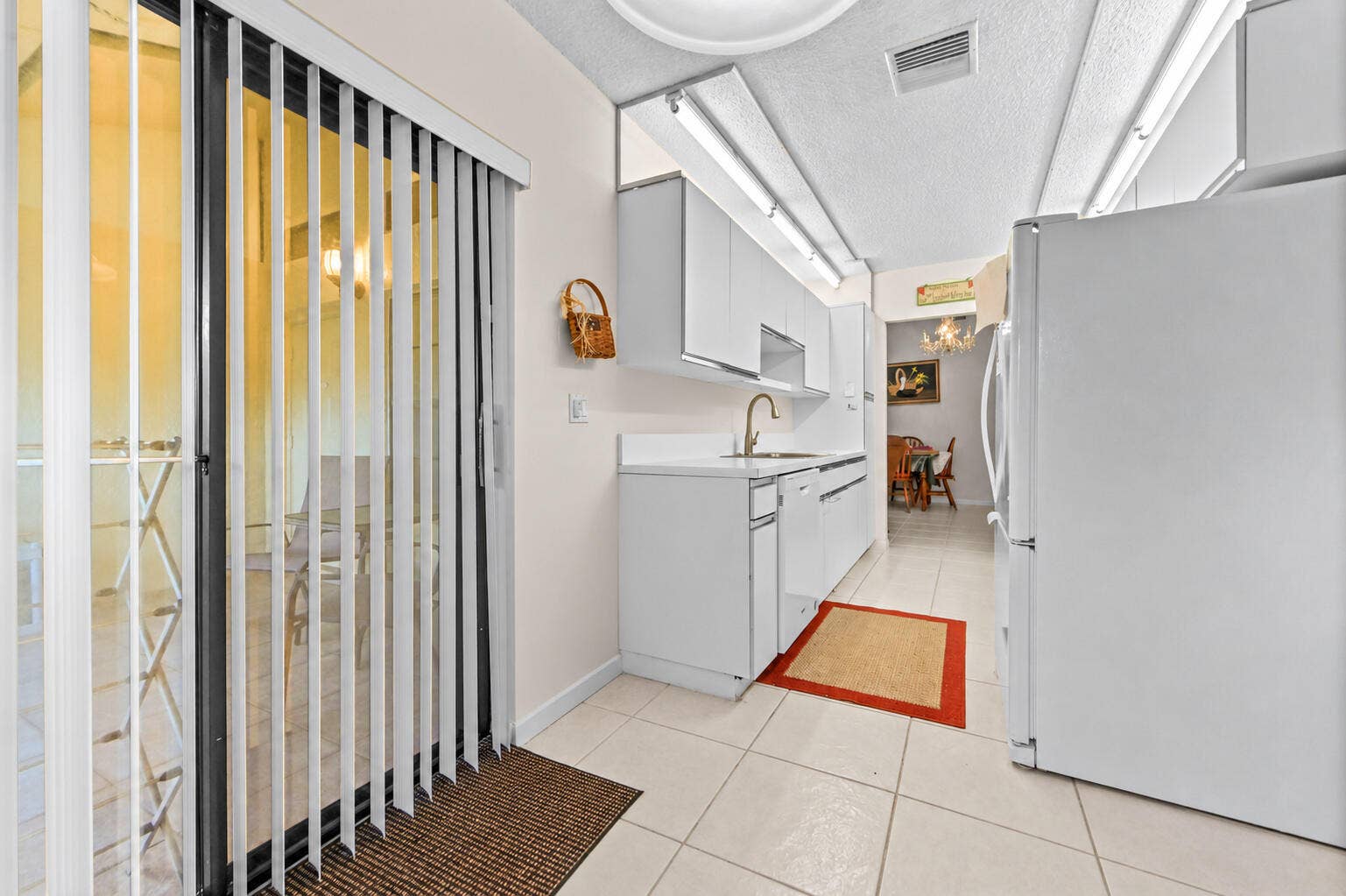 14170 Nesting Way, #B, Delray Beach, FL 33484 05_Kitchen_entry_EDITED