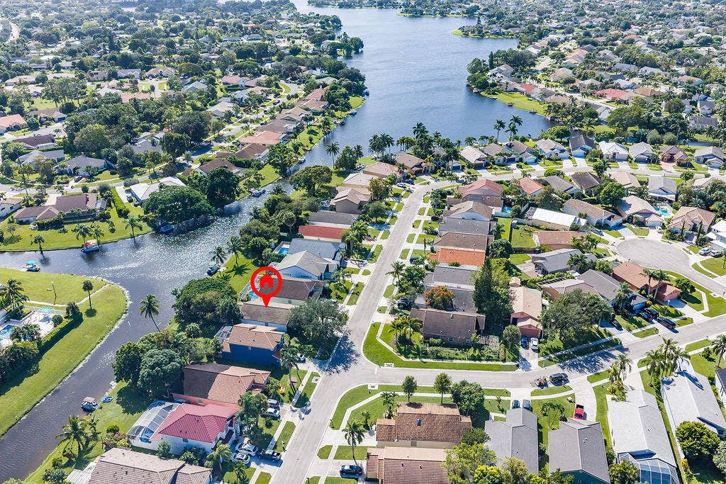 740 Lake Wellington Drive, Wellington, FL 33414 Aerial