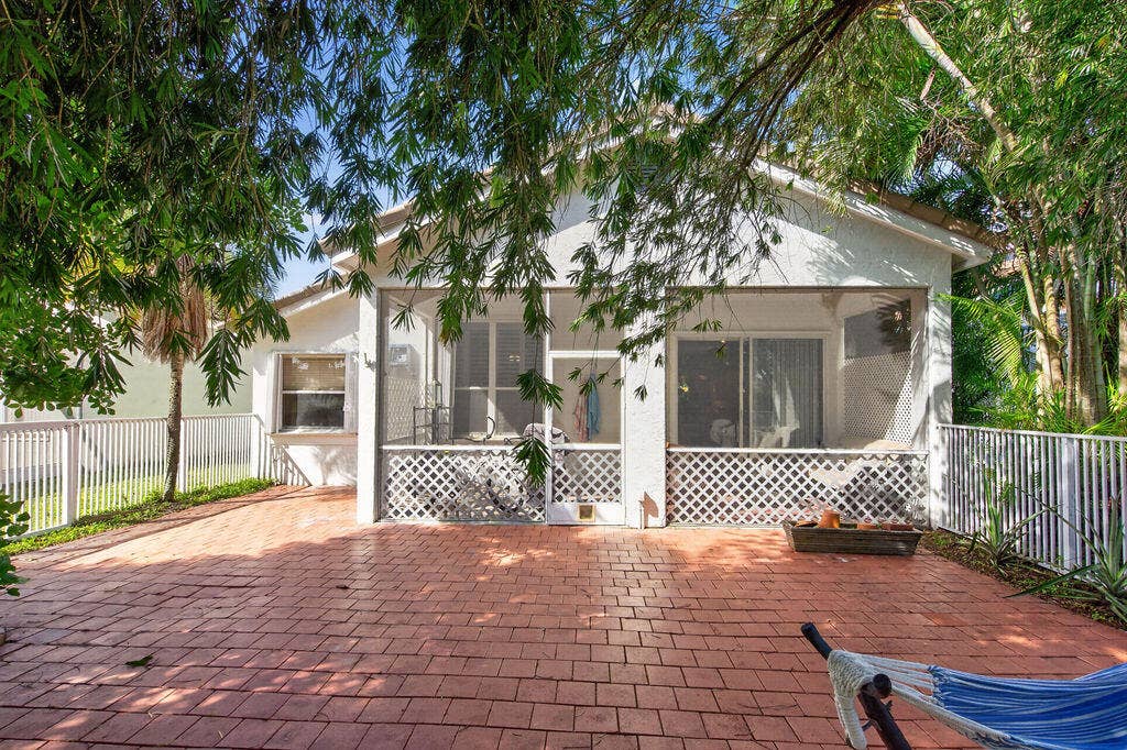 740 Lake Wellington Drive, Wellington, FL 33414 Paved Patio
