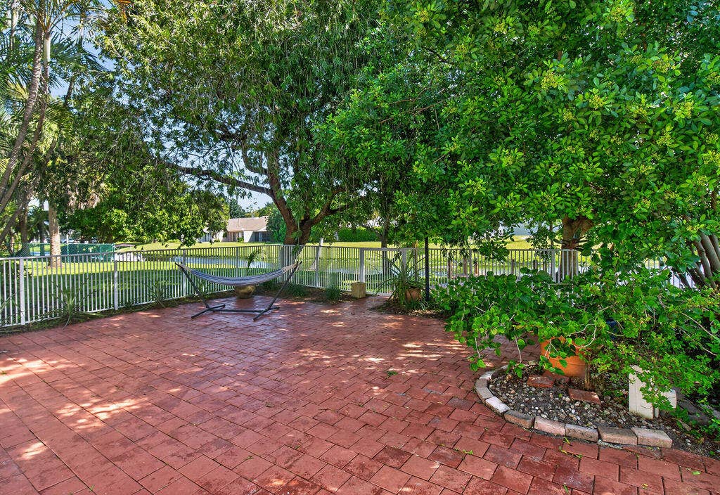 740 Lake Wellington Drive, Wellington, FL 33414 Paved Patio