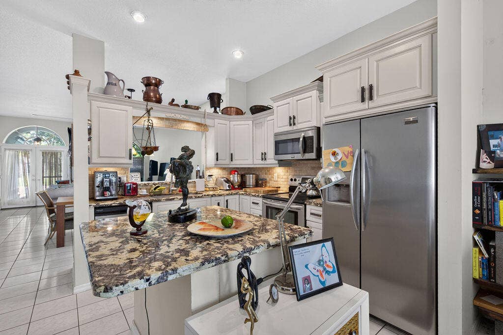 740 Lake Wellington Drive, Wellington, FL 33414 Kitchen