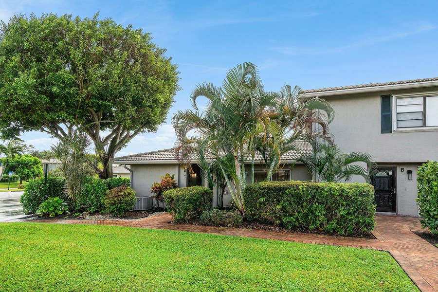 Property photo for 22 STRATFORD Drive E, #22A, Boynton Beach, FL